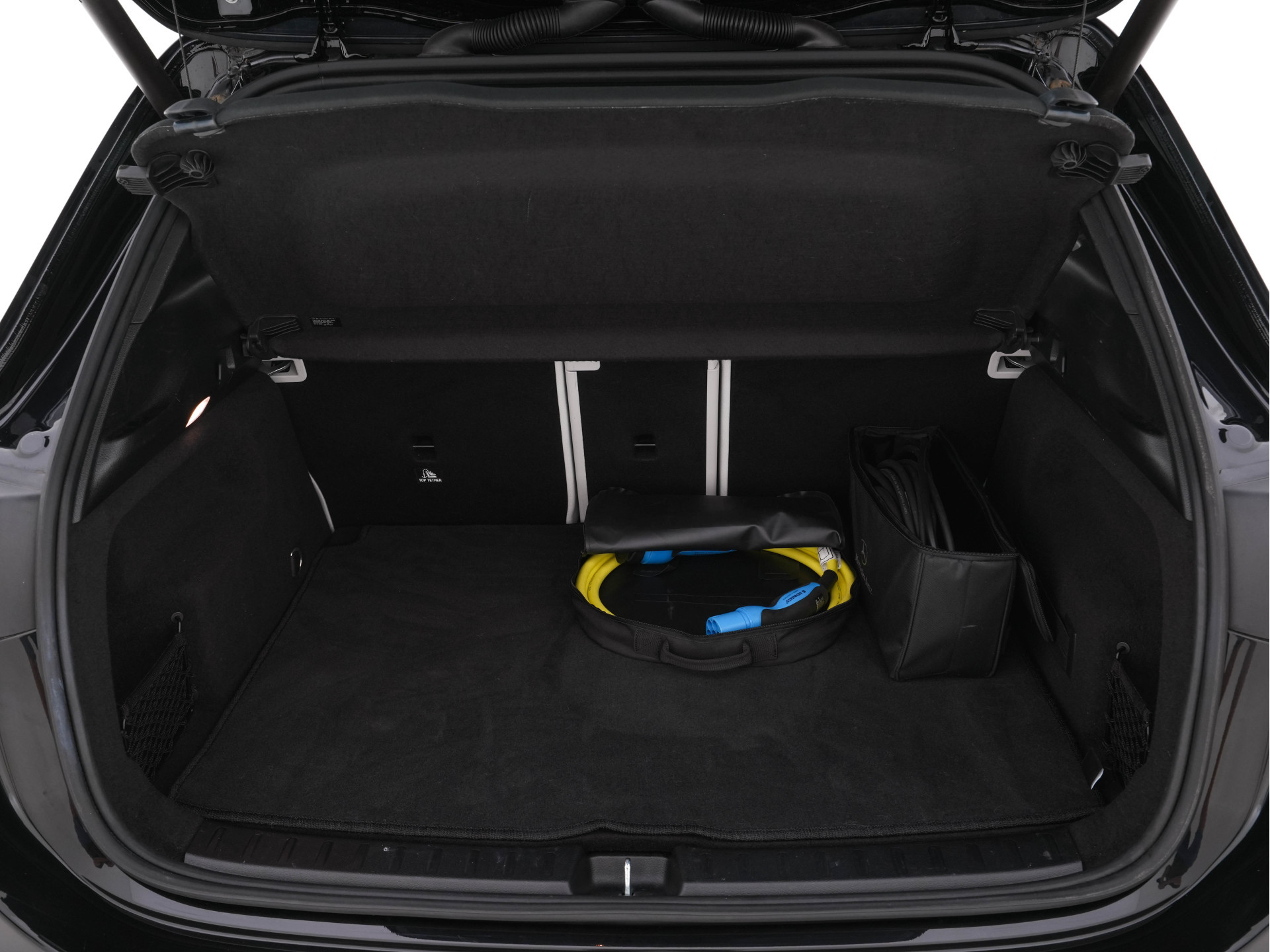 Mercedes-Benz EQA 250 Edition-1 Sport-Pack 67 kWh [ 3-Fase ] {SOH-95% } *PANO | HEAD-UP | DISTRONIC-PLUS | BURMESTER-AUDIO | WIDE-SCREEN-DIGI-COCKPIT | FULL-LED | FUFLL-LEATHER | MEMORY-PACK | TOP-VIEW | NAVI-FULLMAP | DAB+ | KEYLESS | HEATED-SPORTSEAT