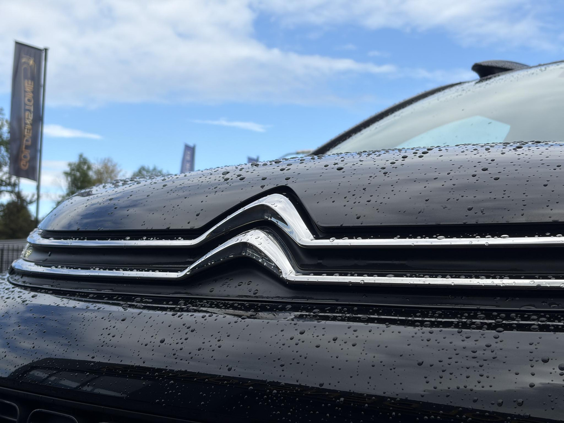 Citroen C3 Aircross 1.2 PureTech Feel ✓Draadloze telefoonlader✓Carplay✓Navi✓Clima✓Cruise ✓Pdc✓Lm velgen✓2e Eigenaar✓Net beurt gehad✓Lm velgen✓N.A.P✓Apk tot 10-2027
