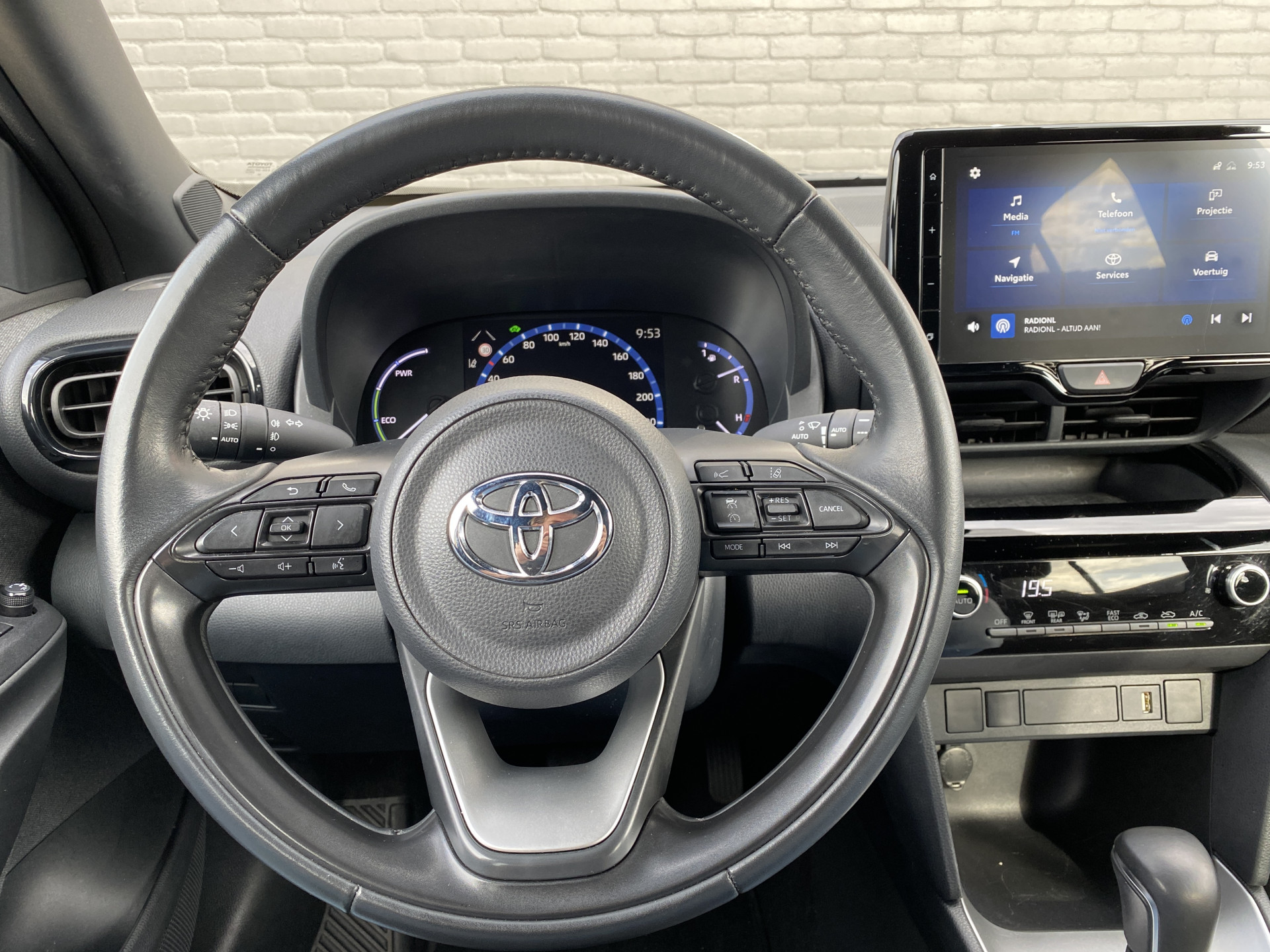 Toyota Yaris Cross 1.5 Hybrid First Edition | 1e eigenaar | dealer onderh. | trekhaak | navigatie | camera | led koplamp | NL auto