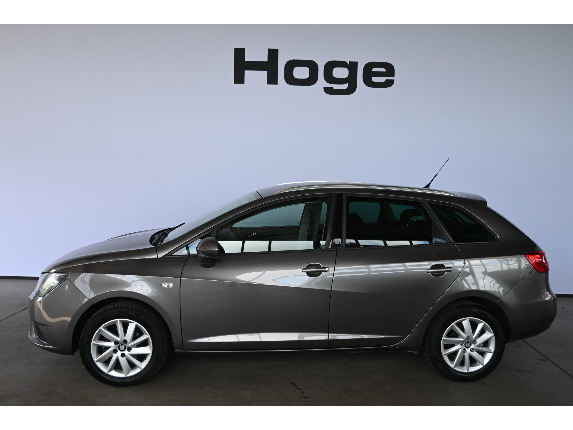 SEAT Ibiza ST 1.2 TSI Automaat Style Airco Navigatie Cruise Control Trekhaak Rijklaarprijs Inruil Mogelijk!