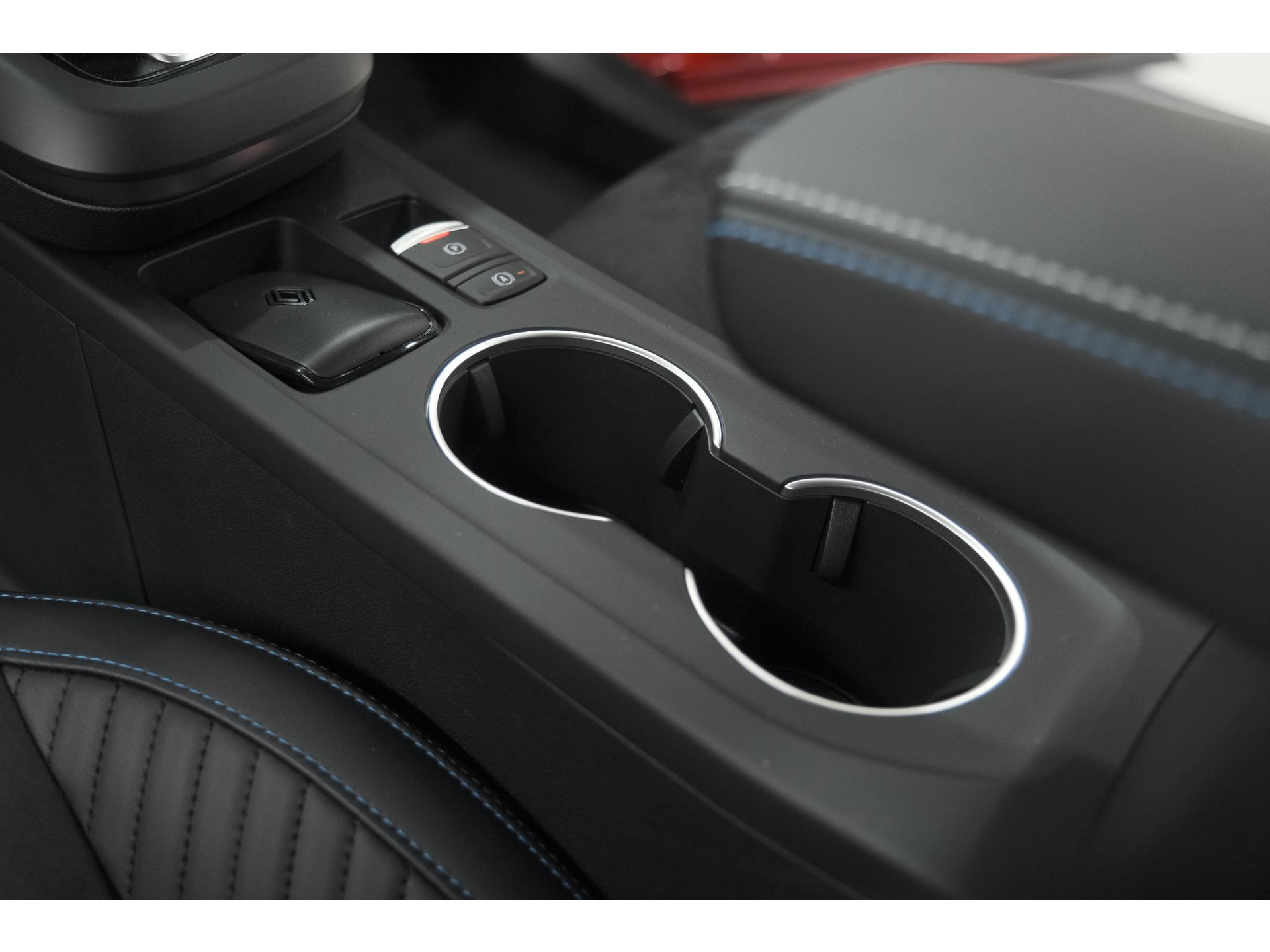 Renault Arkana 1.6 E-Tech hybrid 145 Esprit Alpine | Rondom Camera | Adaptieve Cruise Control | Pack Winter | Dodehoekdetectie