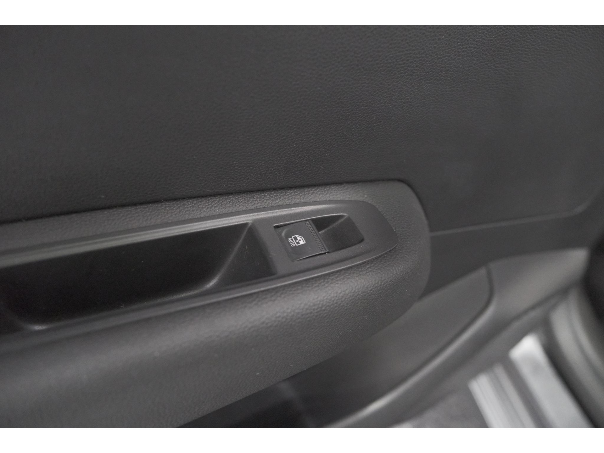 Renault Clio TCe 90 Techno | 360 Camera | Adaptieve Cruise Control | 9.3 Inch Groot Scherm