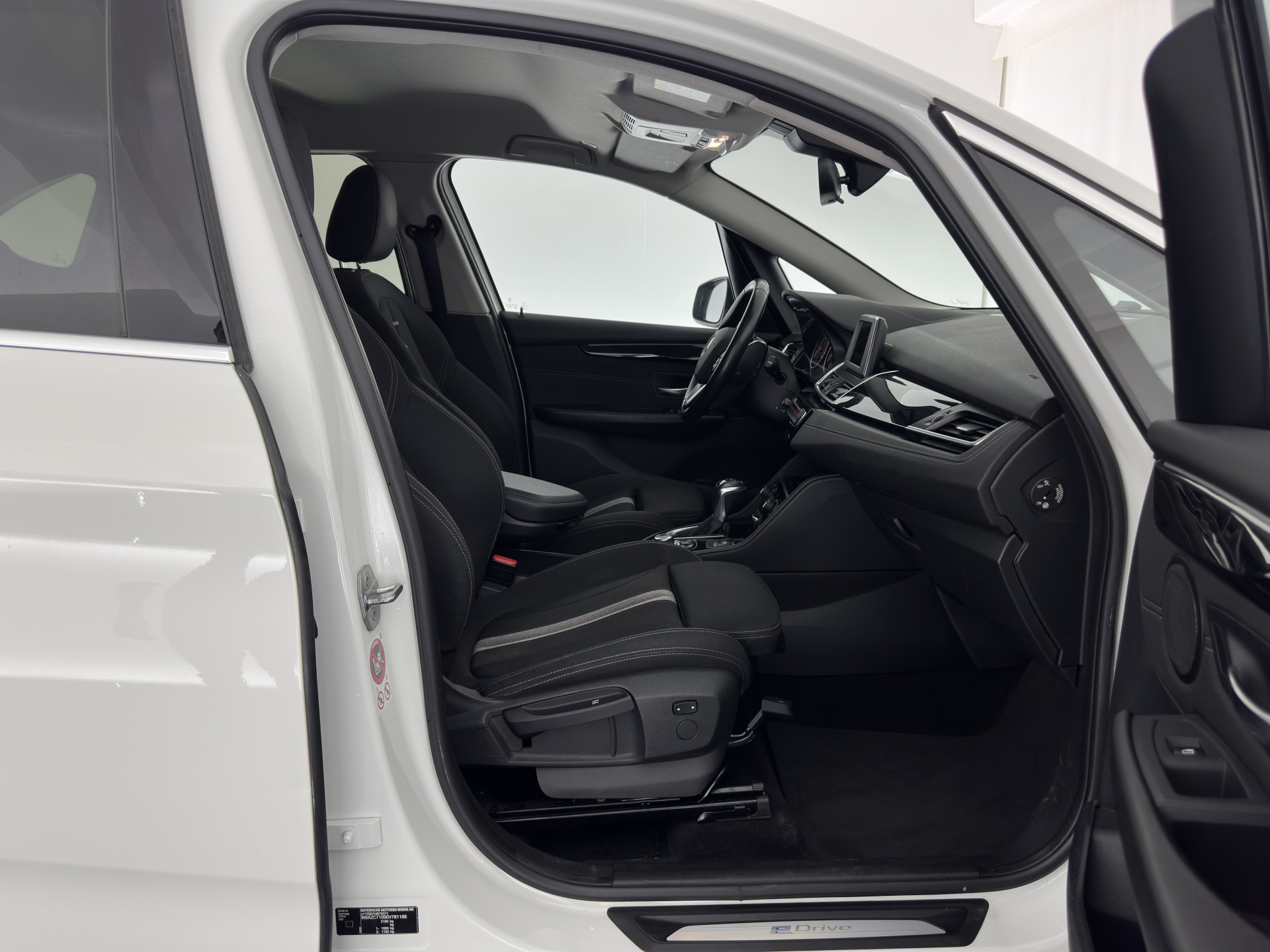 BMW 2-serie Active Tourer 225xe Sport-Line Centennial High Executive Aut. *FULL-LED | NAVI-FULLMAP | HEATED-SPORTSEATS | ECC | PRIVACY-GLASS | PDC | CRUISE | 18''ALU*