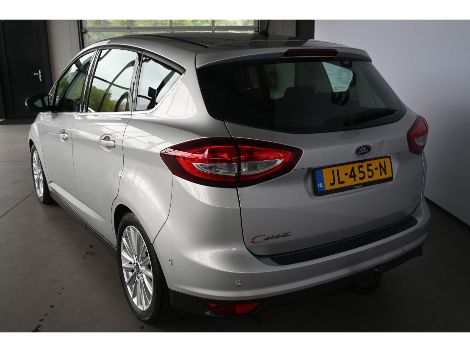 Ford C-Max 1.0 Titanium Clima Cruise control Navigatie Rijklaarprijs Inruil Mogelijk!