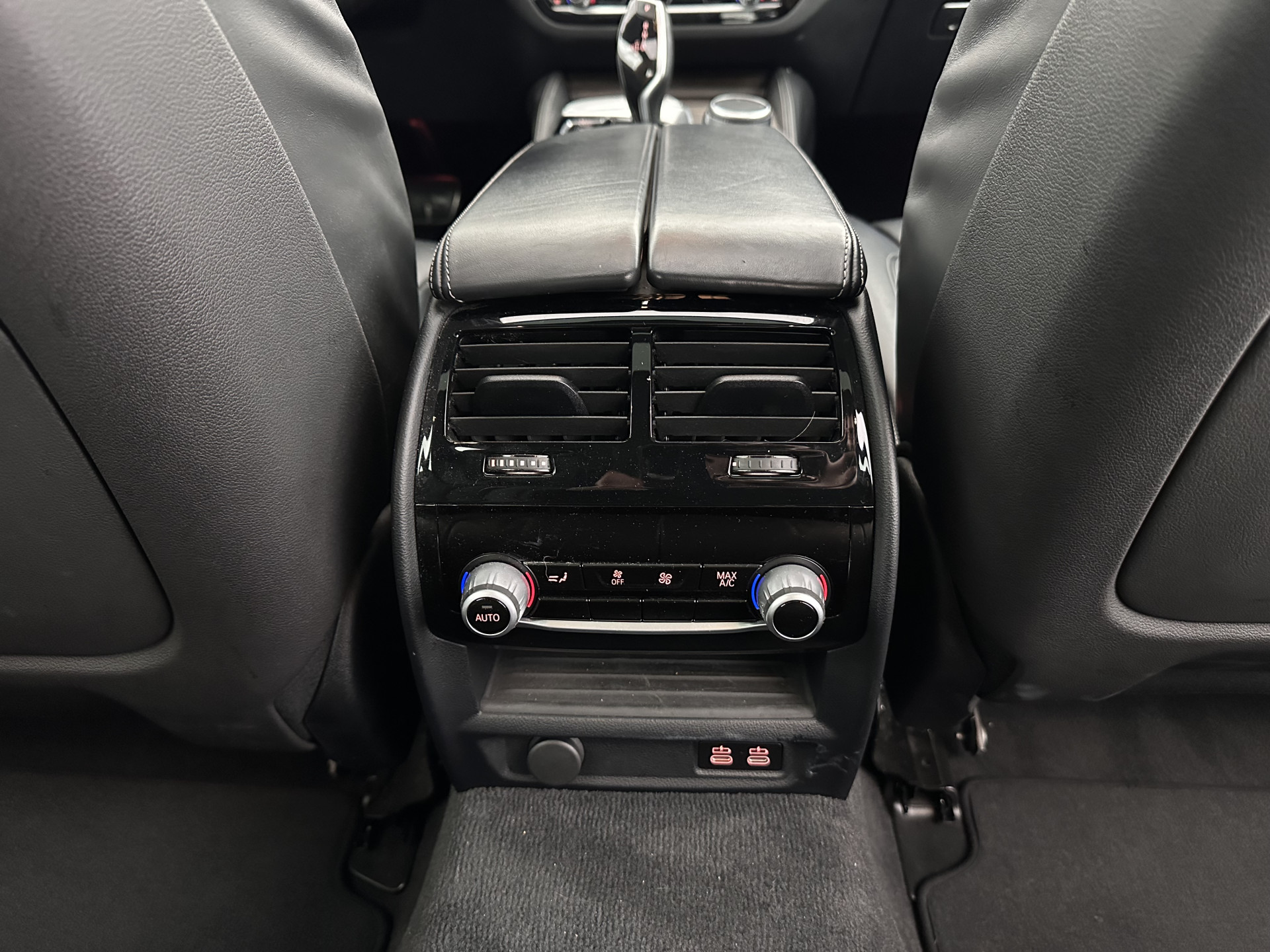 BMW 5-serie Touring 540i xDrive  M-Sportpack High Executive Aut. *PANO | LEATHER | FULL-LED | ADAPTIVE-CRUISE | DIGI-COCKPIT | MEMORY-PACK | BLINDSPOT | TOPVIEW | HARMAN/KARDON | KEYLESS | DIGI-COCKPIT | HEATED-COMFORTSEATS | AMBIENTLIGHT | HEAD-UP |