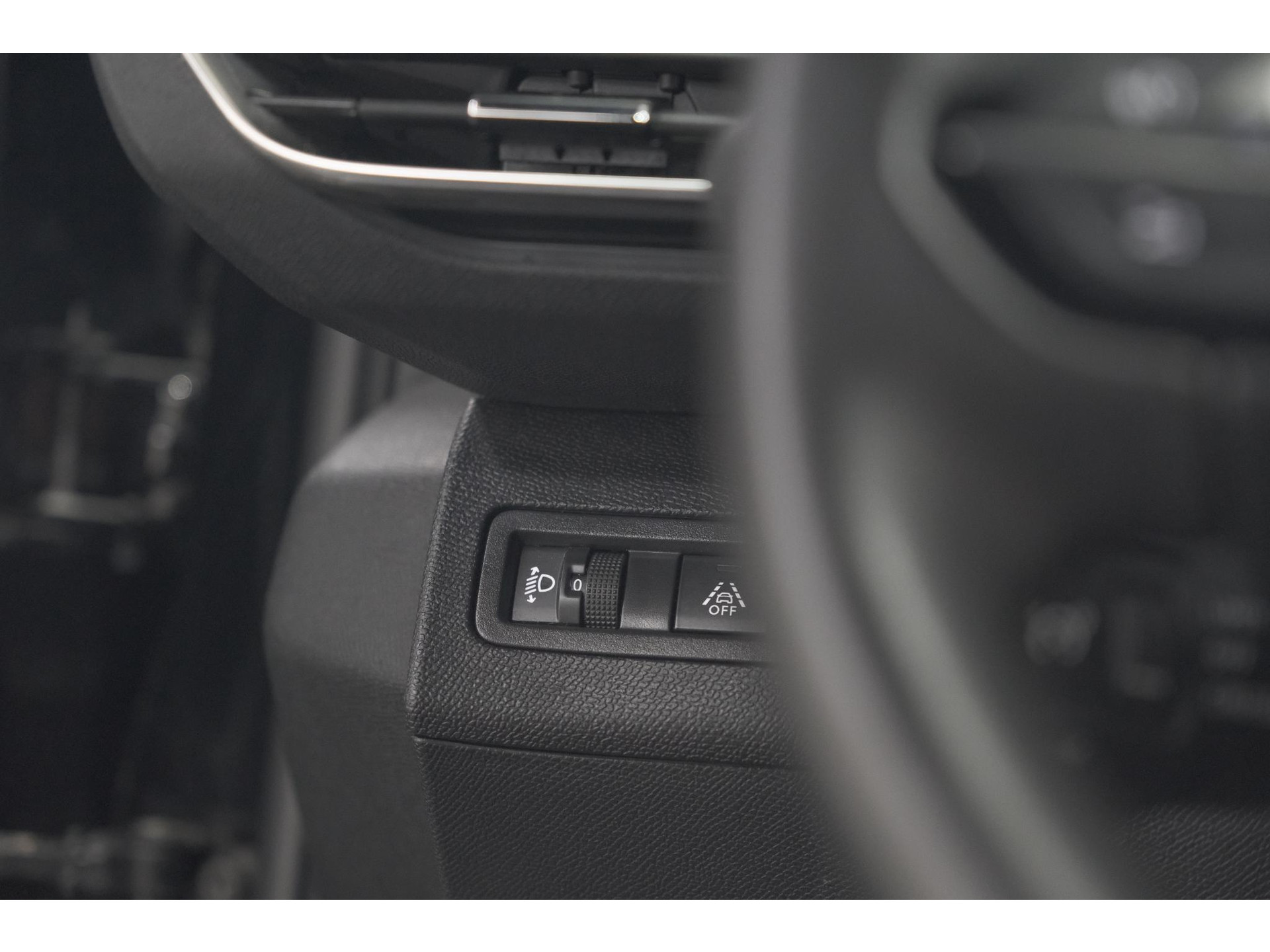 Peugeot 5008 PureTech 130 EAT8 Active Pack Business | 7 Zitplaatsen | Camera | Navigatie | Apple Carplay | Parkeersensoren