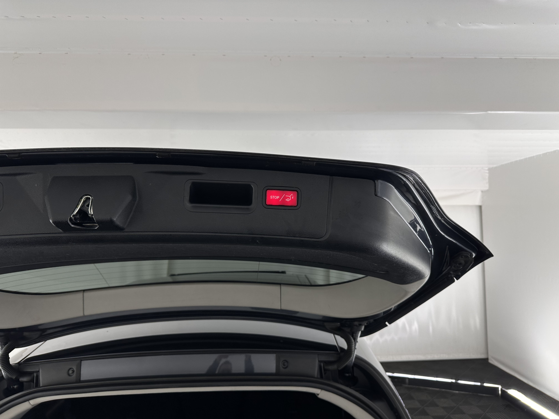 Mercedes-Benz R-klasse 300 CDI BlueEFFICIENCY Prestige [ 7-Pers. ] Aut. *PANO | LEATHER-ALCANTARA | XENON | BLINDSPOT | NAVI-FULLMAP | COMFORTSEATS | CAMERA | SHIFTPADDLES | PRIVACYGLASS | 18''ALU*