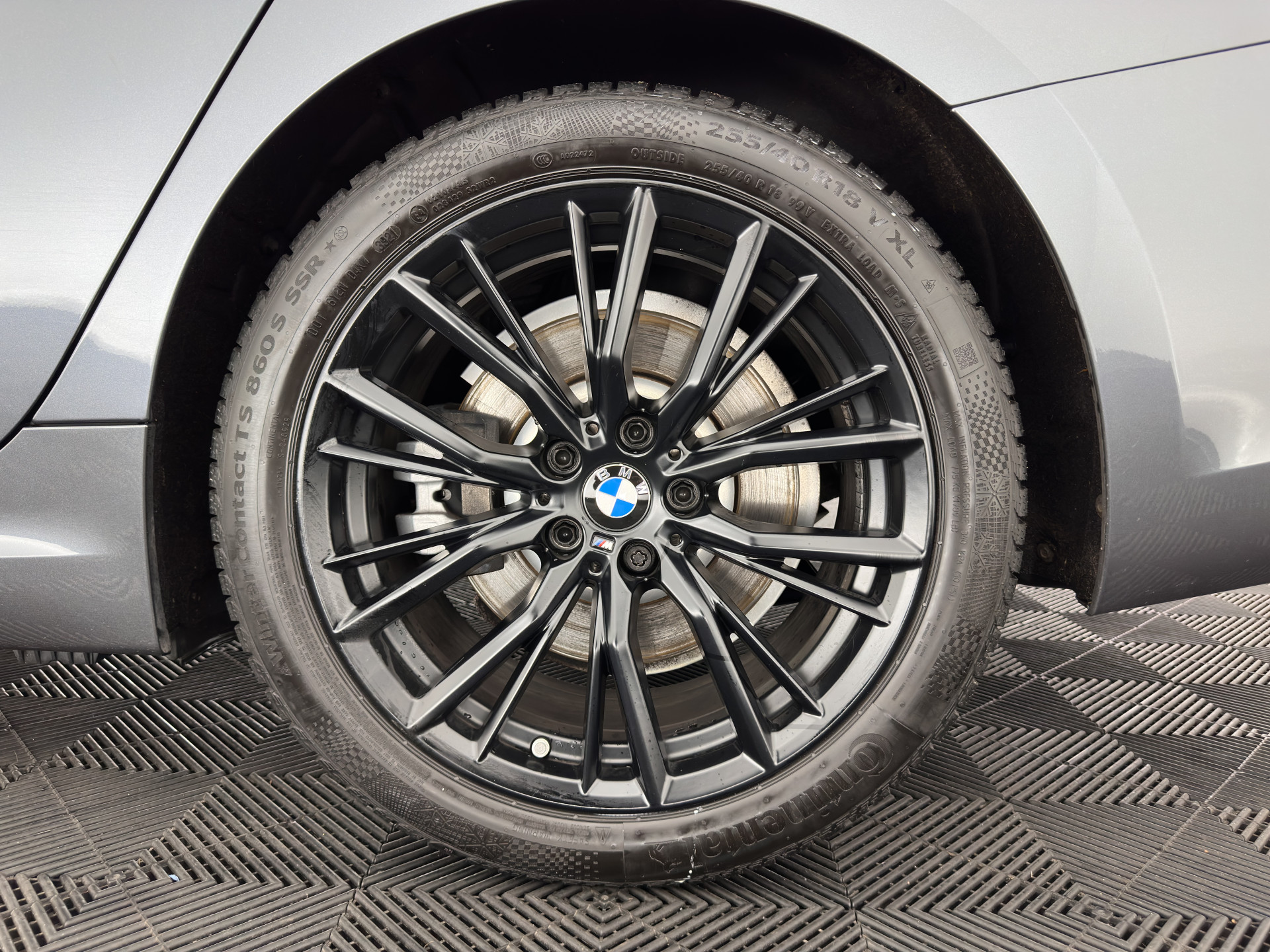 BMW 3-serie Touring 320e M-Sportpack Business Edition Plus (Plug-In) (INCL-BTW) *PANO | LASER-LED | LEATHER | HEATED-SPORTSEATS | HARMAN/KARDON | VIRTUAL-COCKPIT | AMBIENT-LIGHT | NAVI-FULLMAP | DAB+ | 18''ALU*