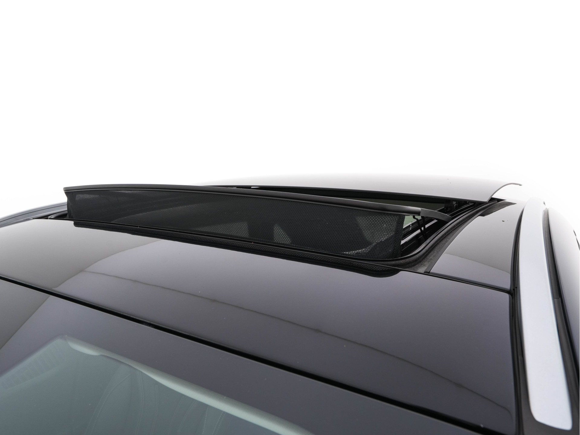 Ford Kuga 2.5 PHEV Vignale (Plug-In) (INCL-BTW) Aut. *PANO | LEATHER | DIGI-COCKPIT | FULL-LED | BANG/OLUFSEN-AUDIO |  HEAD-UP | KEYLESS | DAB | CARPLAY | NAVI-FULLMAP | MEMORY-PACK | HEATED-COMFORTSEATS | LANE-ASSIST | .