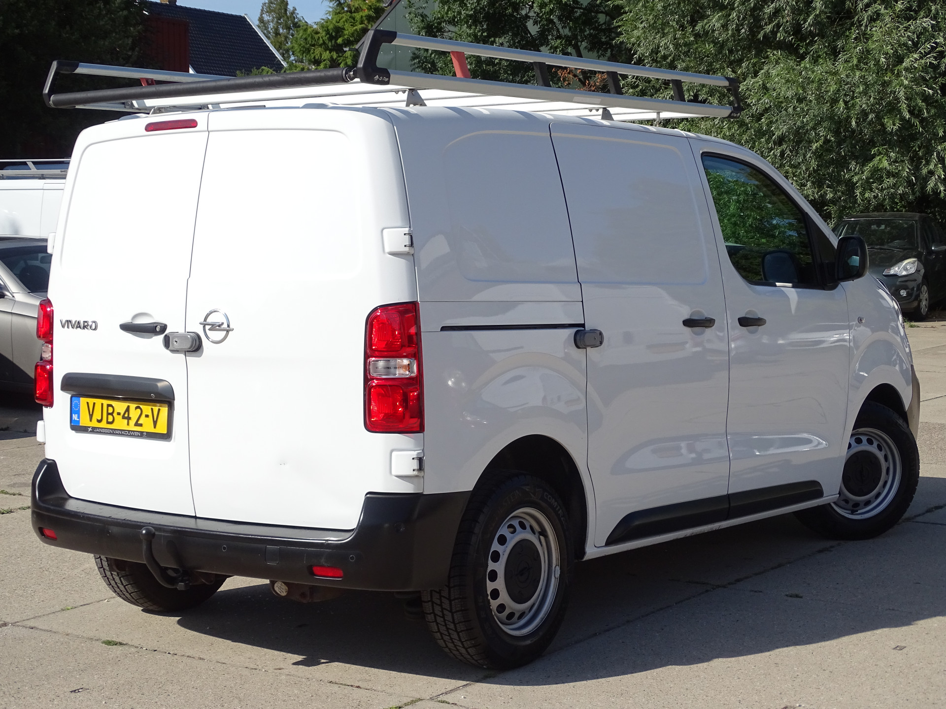 Opel Vivaro 2.0 CDTI L1H1 Imperiaal + Trekhaak