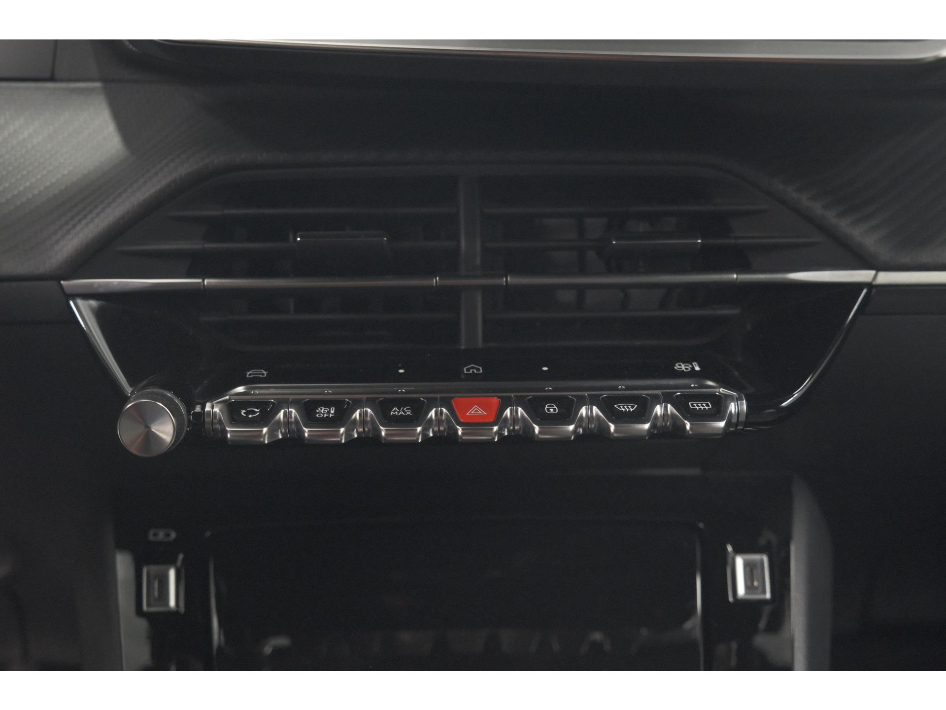 Peugeot 2008 Hybrid 136 e-DCS6 Allure | 360 Camera | Adaptieve Cruise Control | Dodehoekdetectie | Navigatie