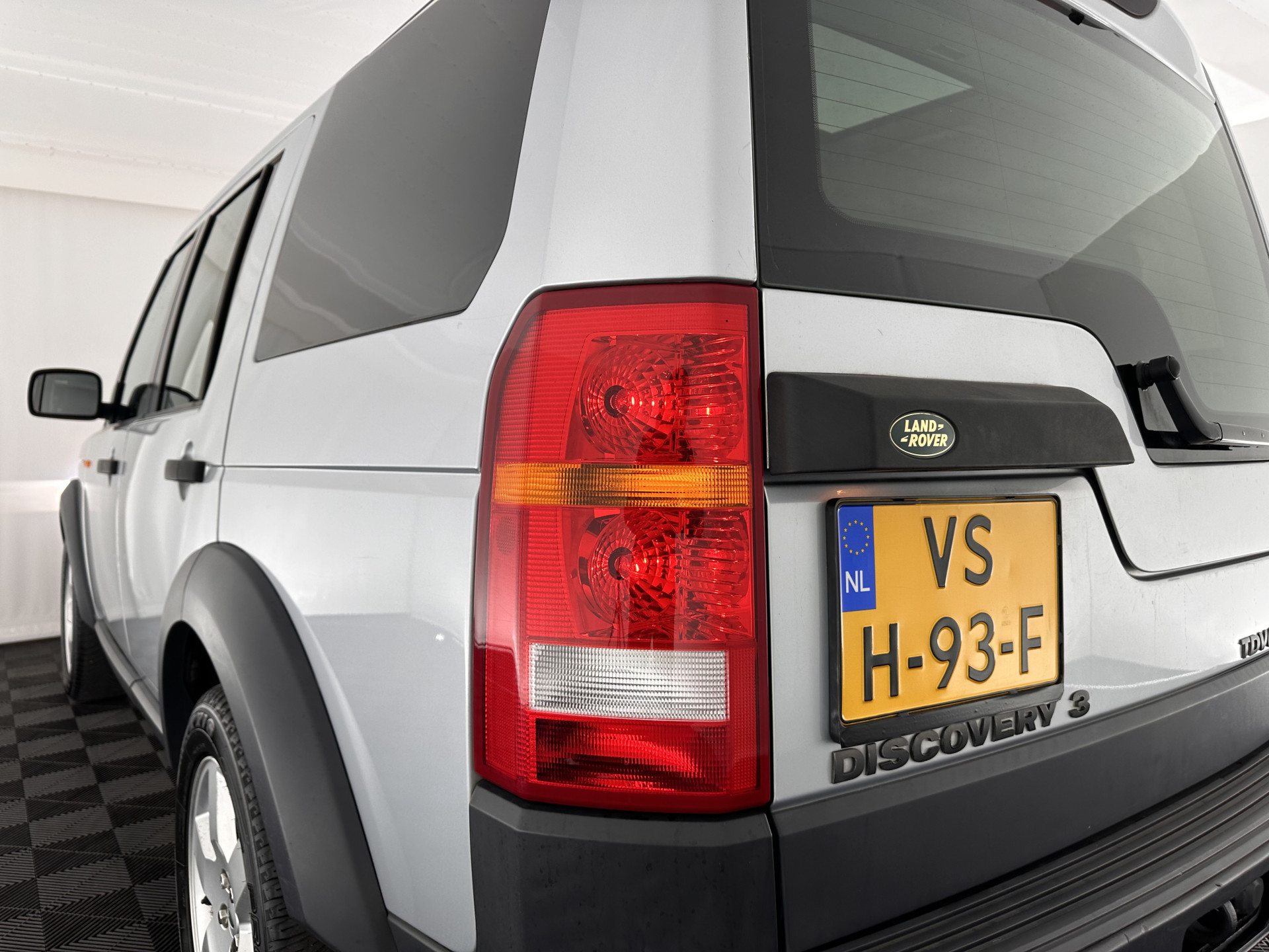 Land Rover DISCOVERY 3 *MOTOR-DEFECT* Aut. *PANO | FULL-LEATHER | XENON | HARMAN/KARDON | MEMORY-PACK | AIR-SUPENSION | NAVI-FULLMAP | 19''ALU | ECC | PDC | CRUISE | TOWBAR*