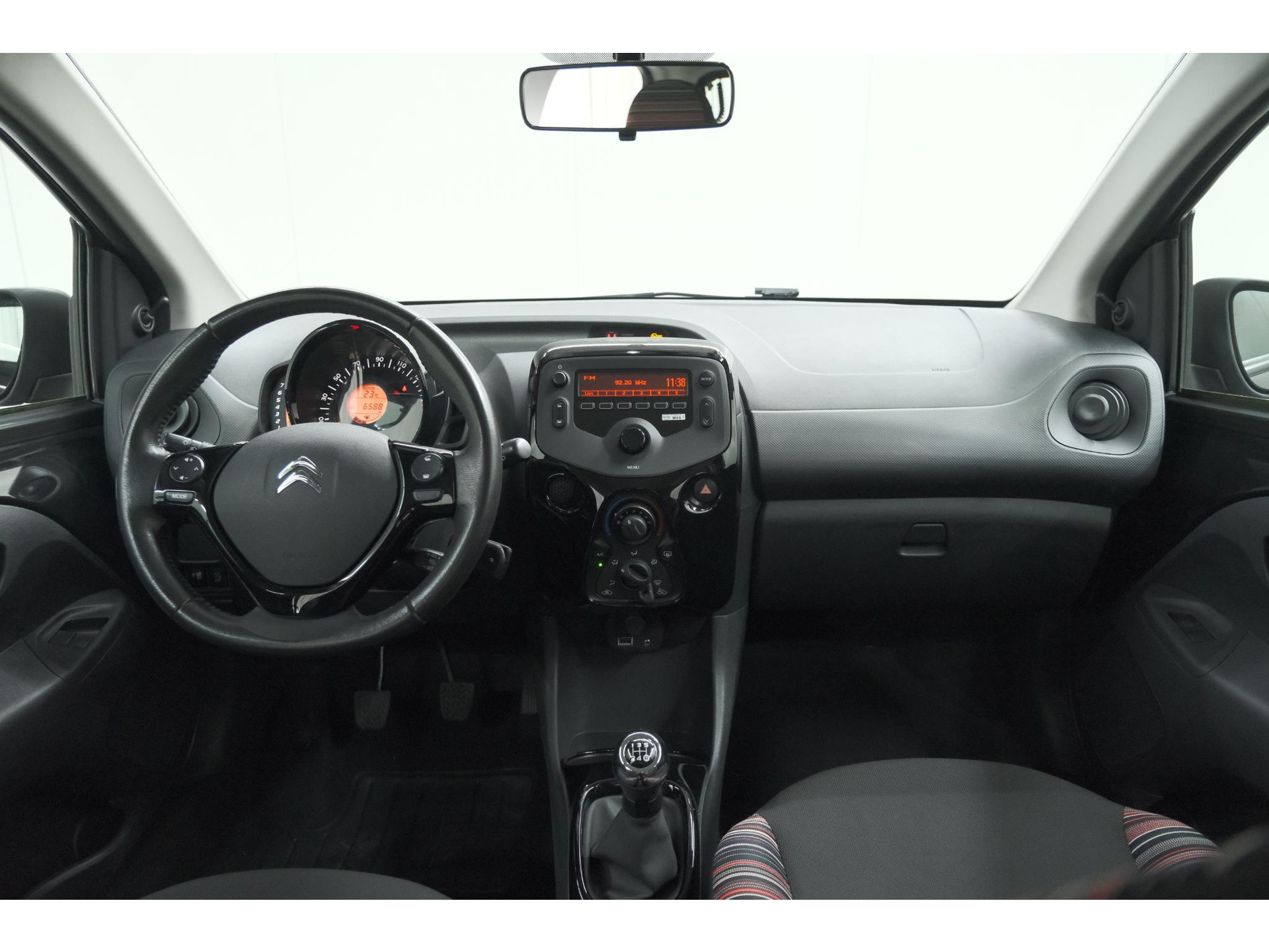 Citroen C1 1.0 VTi Feel | AllSeason banden | Radio | Bluetooth | Airco | 5 Deurs