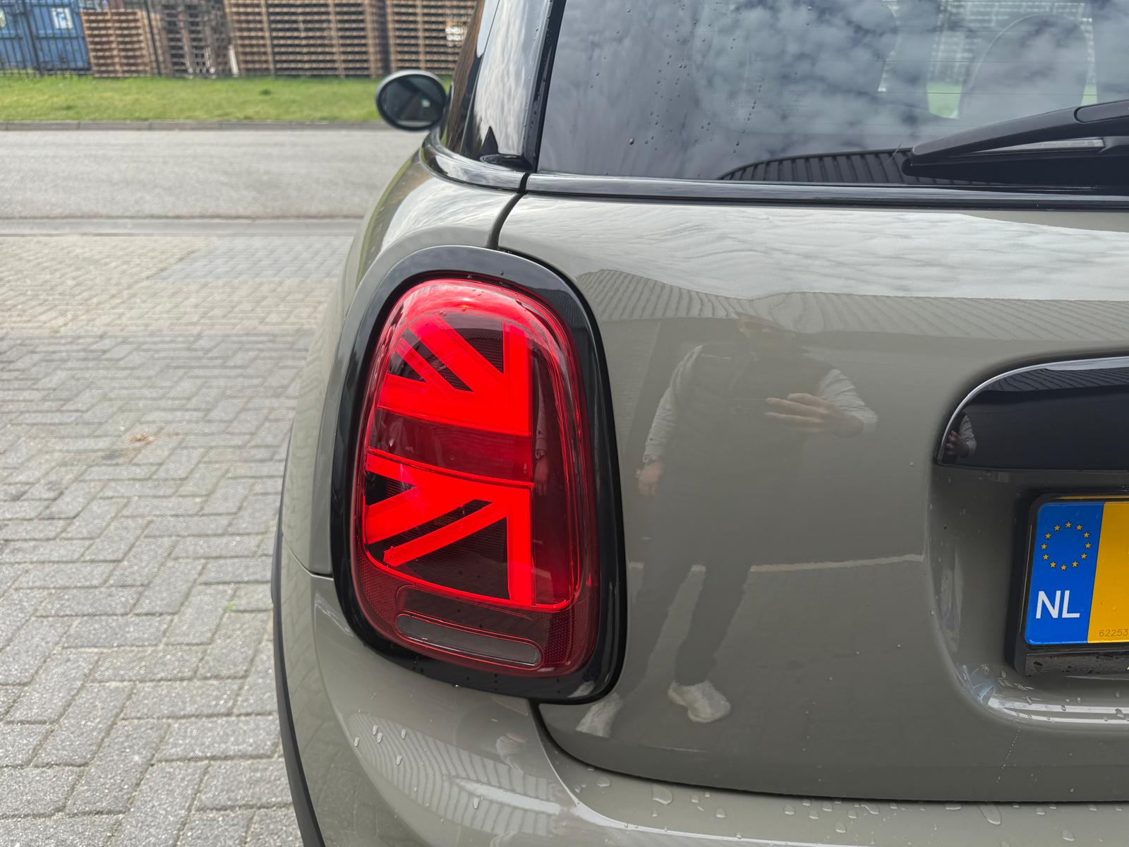 MINI Mini 2.0 John Cooper Works Chili | 1E EIGENAAR | 3/6/12MND GARANTIE | 230PK | PANO | ACC | CARPLAY | LED | HEAD-UP | NAVI | DAB |