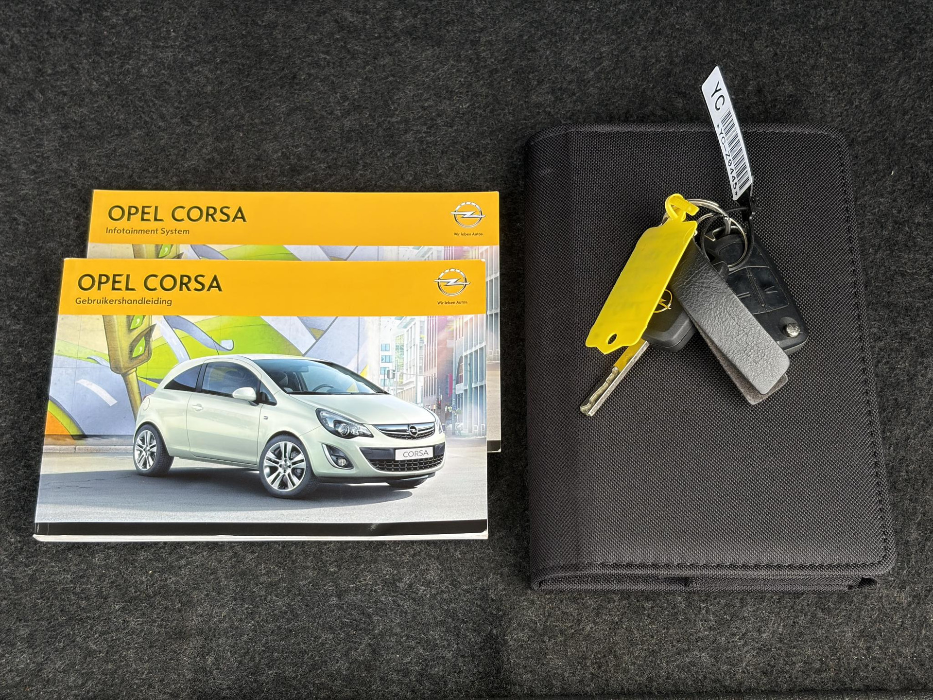 Opel Corsa 1.4-16V BlitZ ✓1e Eigenaar✓Navi✓Trekhaak✓Clima✓Cruise✓Halfleder✓Lm velgen✓Pdc✓102pk✓Zeer Zuinig✓N.A.P✓Apk tot 09-2027