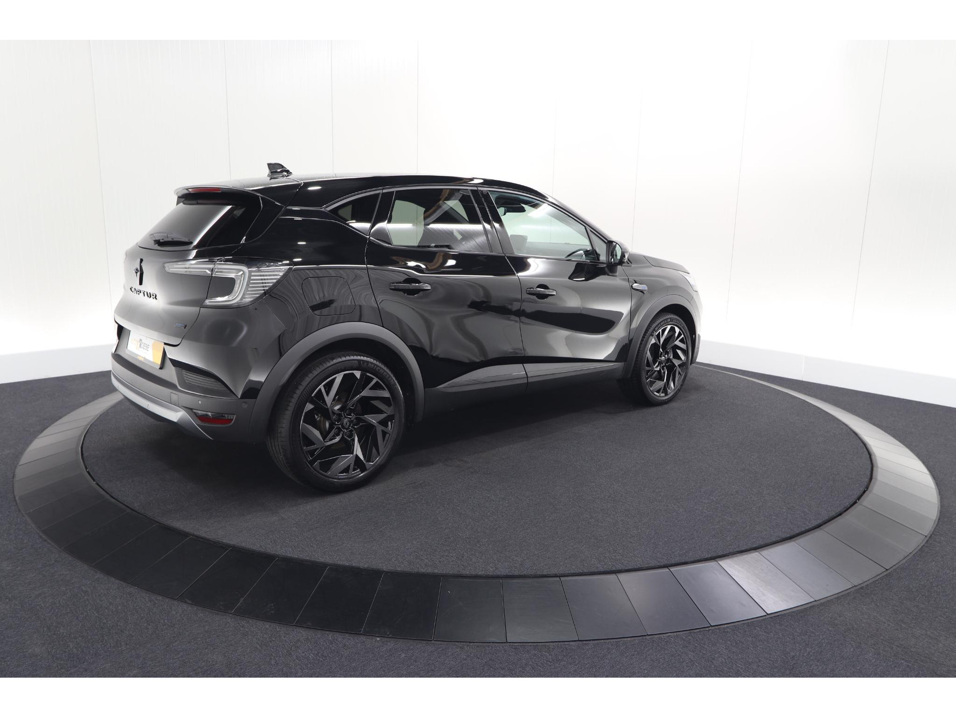 Renault Captur 1.8 E-Tech full hybrid 160 esprit Alpine | Rondom Camerazicht | Adaptieve Cruise Control | Navigatie