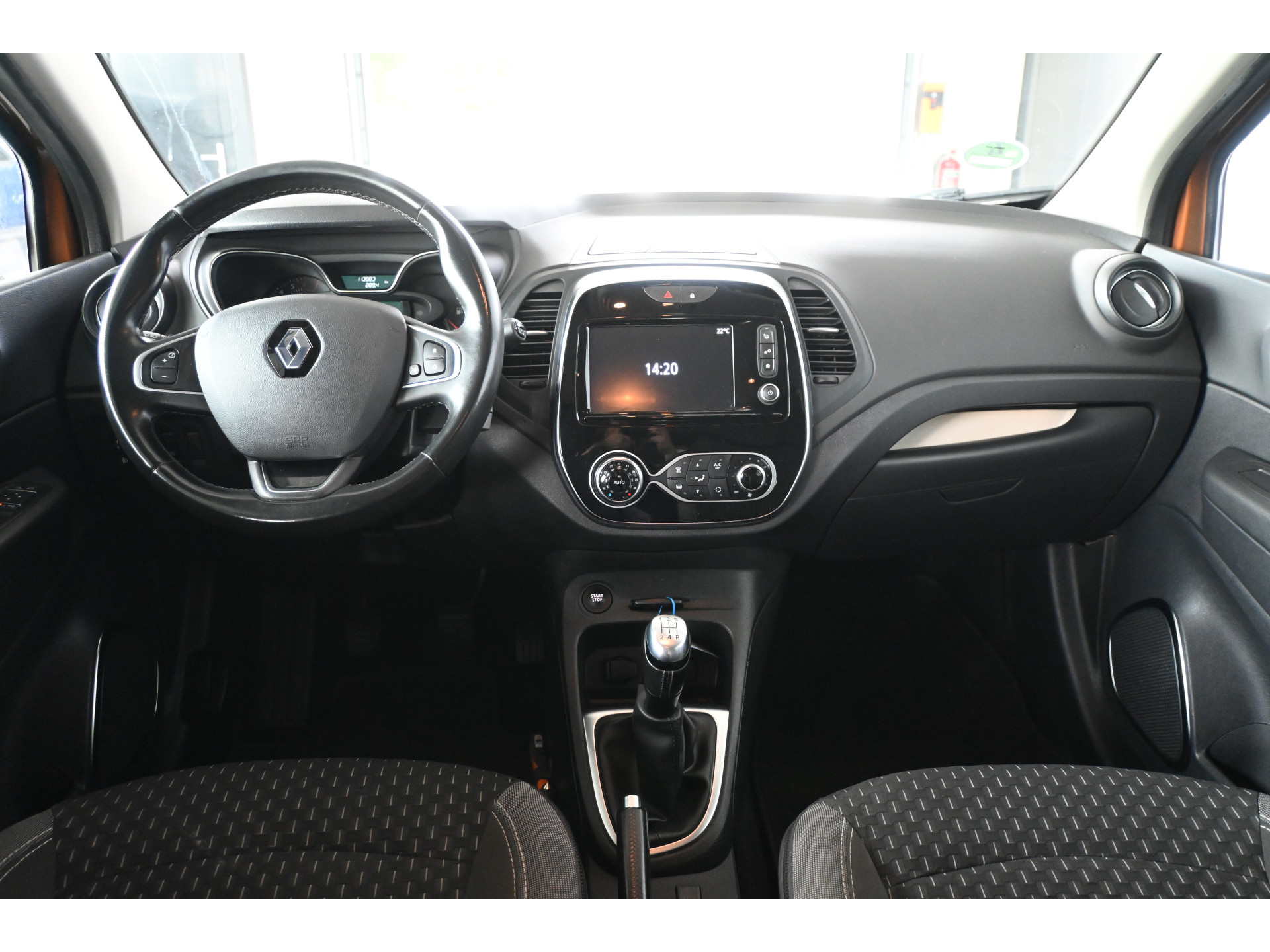 Renault Captur 0.9 TCe Intens Easy Life Nap! Clima Cruise Led Navigatie Lichtmetaal 1e Eigenaar! 100% Onderhouden! Inruil Mogelijk!