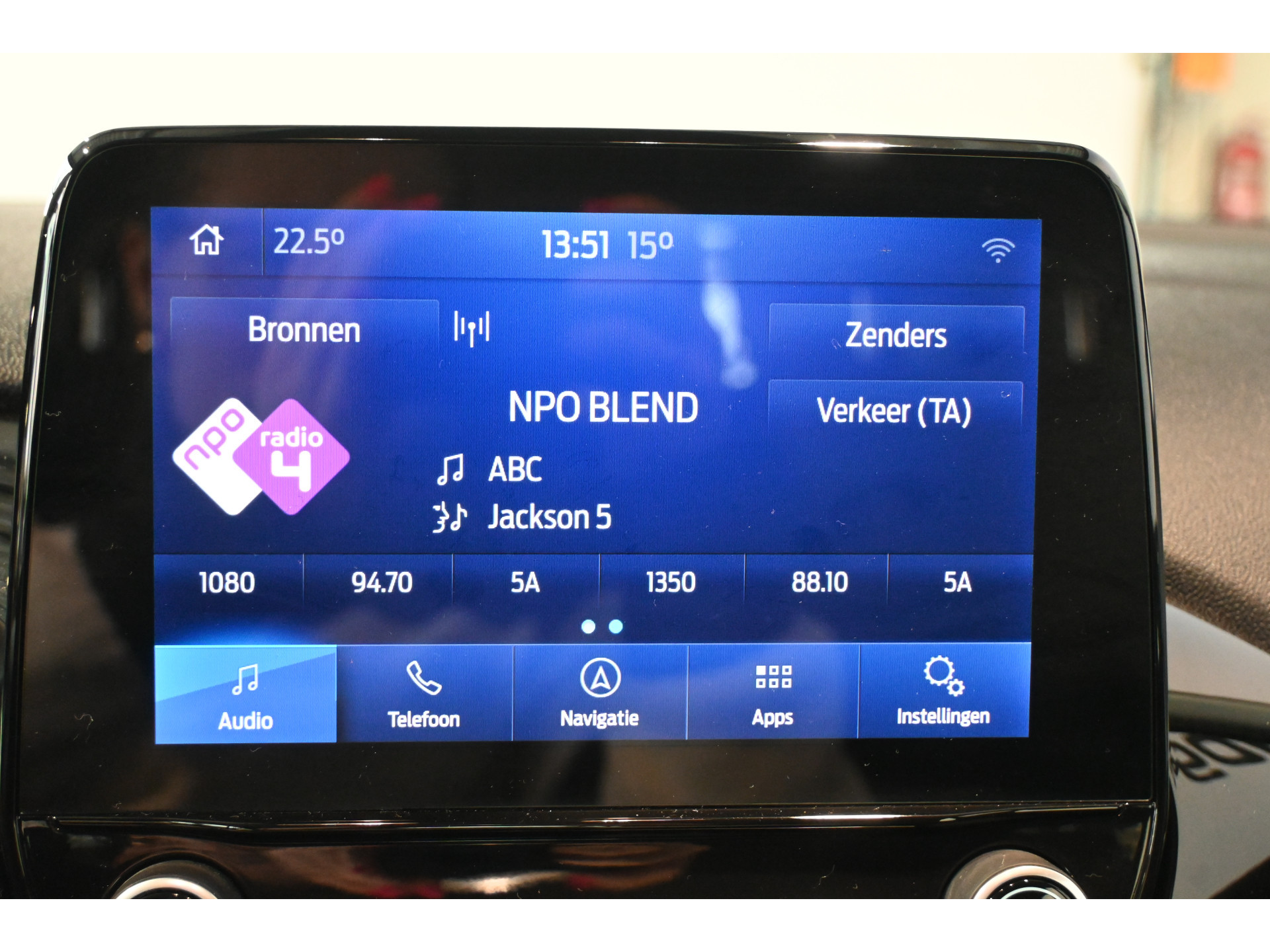 Ford Fiesta 1.0 EcoBoost Titanium Automaat Clima Navigatie LED Carplay Rijklaarprijs Inruil Mogelijk!