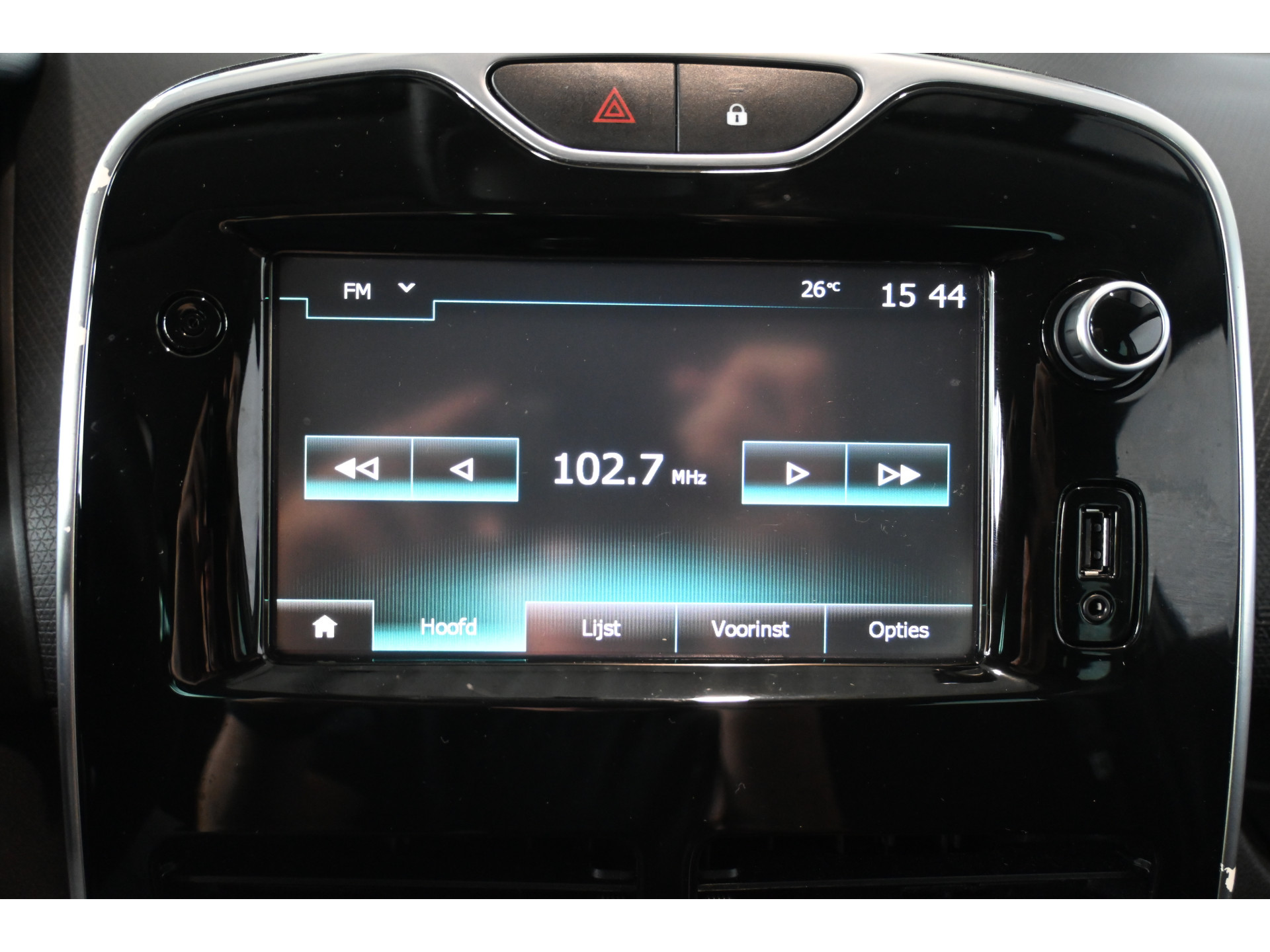 Renault Clio Estate 1.5 dCi ECO Limited Navigatie Airco Cruise control All in Prijs Inruil Mogelijk!