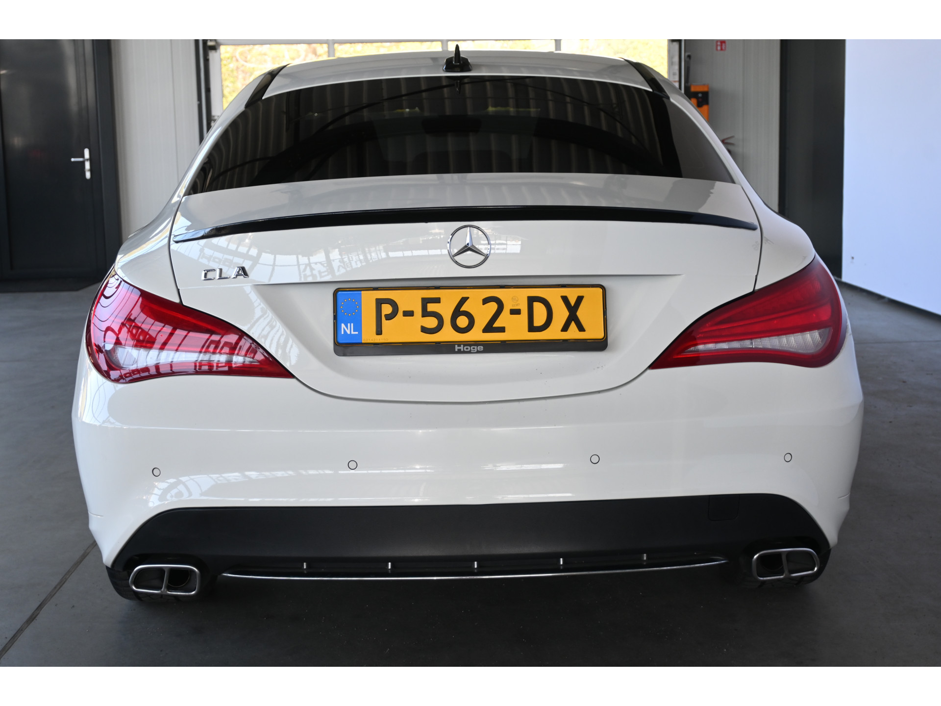 Mercedes-Benz CLA-klasse 200 Ambition Bi-Xenon Cruise Airco PDC Navigatie Inruil Mogelijk!