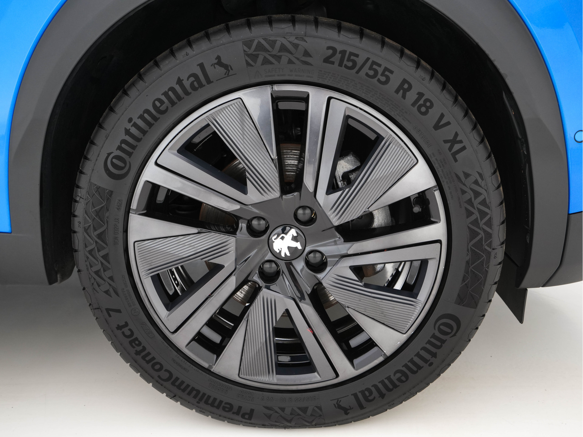 Peugeot e-2008 EV GT 50 kWh {SOH-91%} (INCL-BTW) Aut. *PANO | ADAPT.CRUISE | DIGI-COCKPIT | FULL-LED | BLIS | KEYLESS | MICROFIBRE-LEATHER | CAMERA | CARPLAY | CCS-FASTLOADER | DAB+ | NAVI-FULLMAP | ECC | PDC | SPORT-SEATS | ...