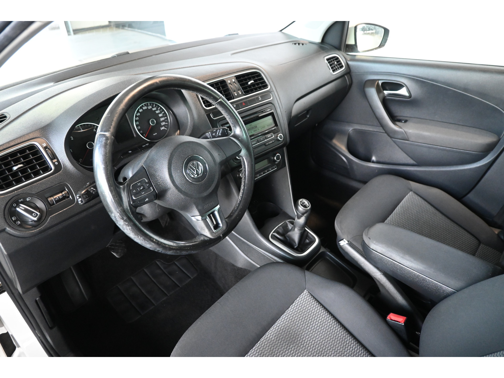 Volkswagen Polo 1.2 TDI BlueMotion Comfortline Clima Cruise control Lichtmetaal Elektrisch Pakket Goed onderhouden! Inruil Mogelijk!