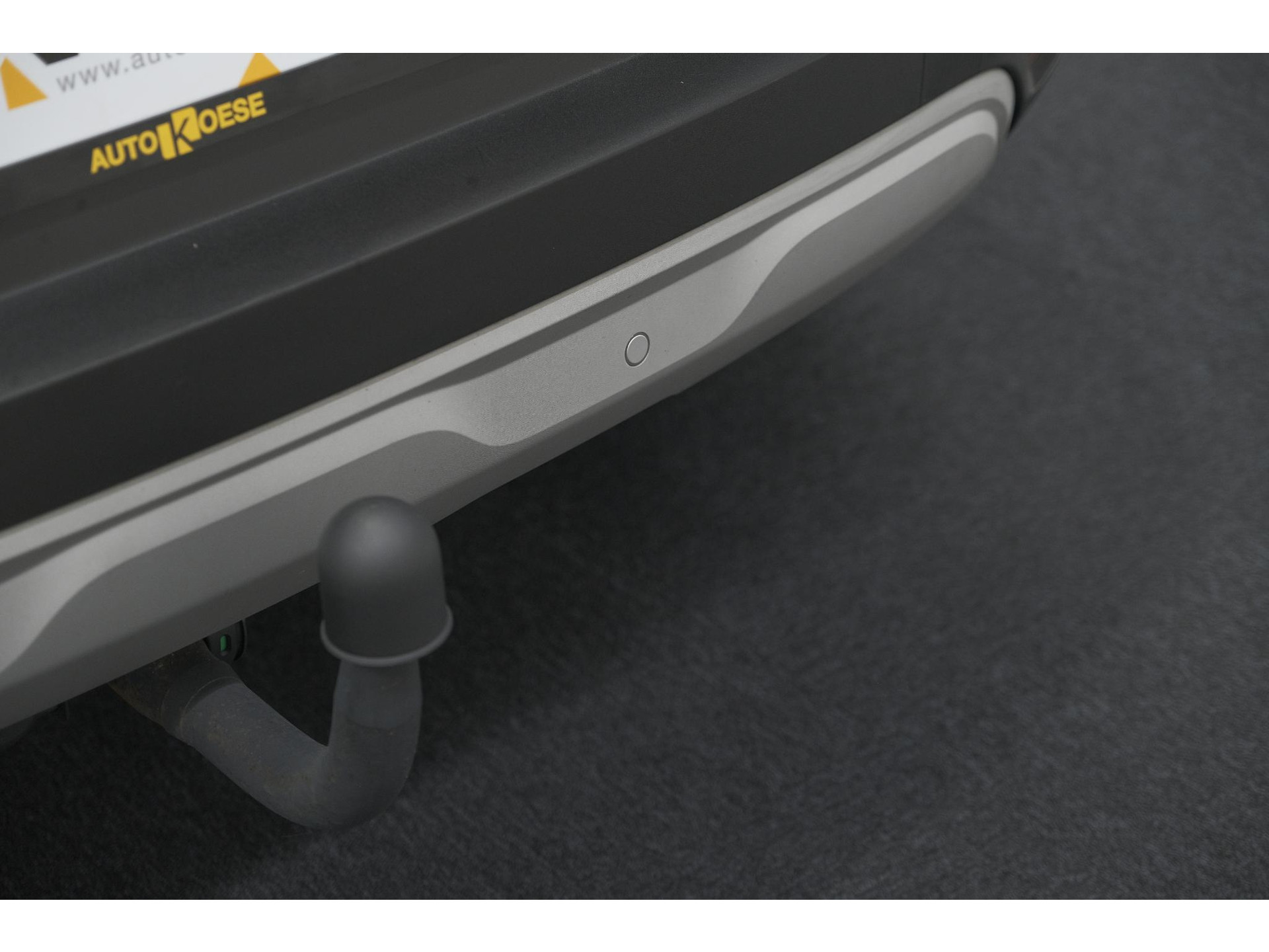 Renault Captur TCe 100 Intens | Trekhaak | Camera | Navigatie | Parkeersensoren