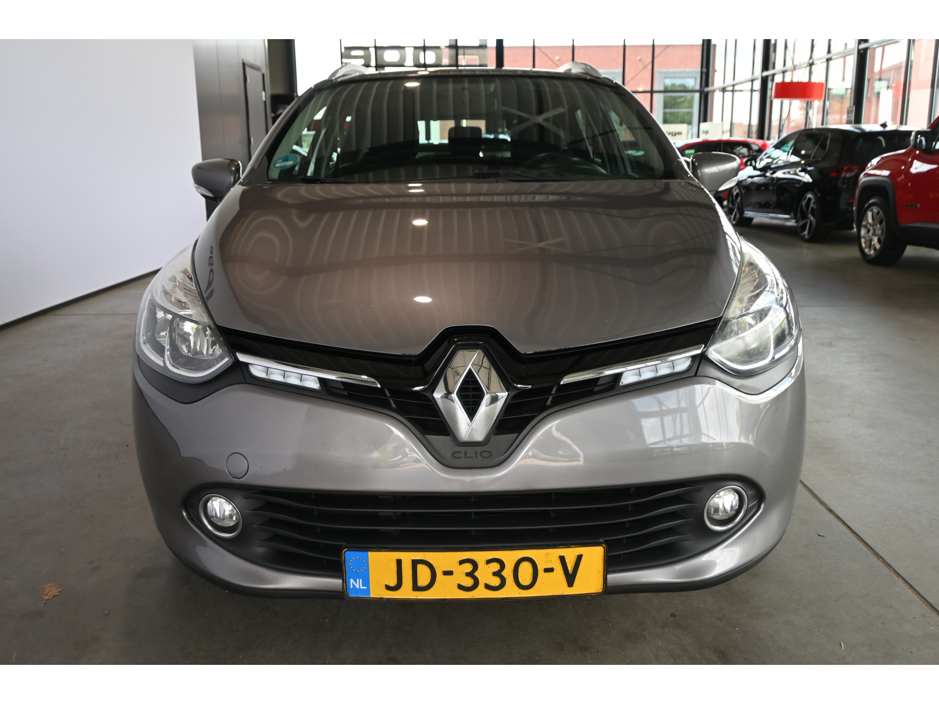 Renault Clio Estate 1.5 dCi ECO Dynamique Airco Navigatie Cruise control Lichtmetaal PDC Inruil Mogelijk!