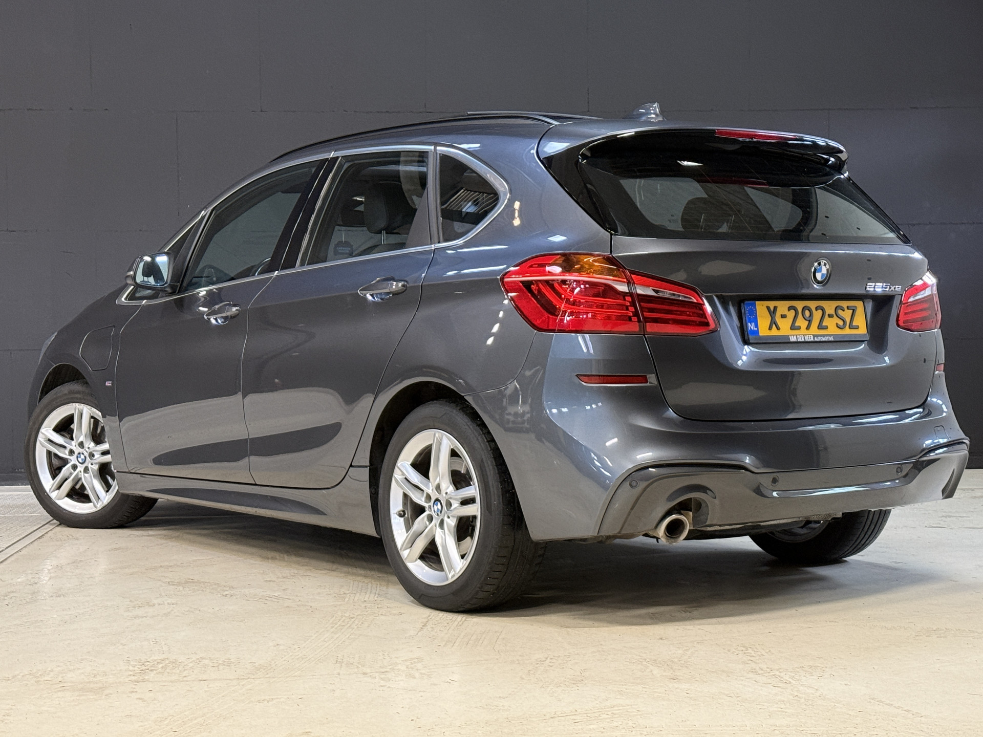 BMW 2-serie Active Tourer 225xe iPerformance Executive | M-Sport | Panoramadak | Stoelverw.