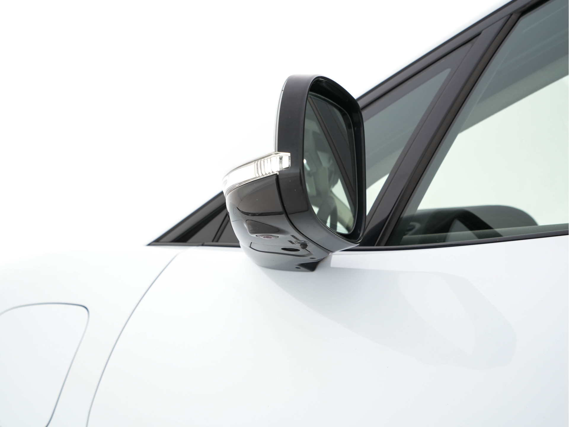 Jaguar I-PACE EV400 HSE First Edition AWD {SOH-91%} (INCL-BTW) Aut. *DIGI-COCKPIT | MATRIX-LED | MICROFIBRE | MERIDIAN-AUDIO | SURROUND-VIEW | KEYLESS | LANE-ASSIST | BLIND-SPOT | CRUISE | DAB | MEMORY-PACK | CCS-FASTLOADER | SPORT-SEATS | 22"