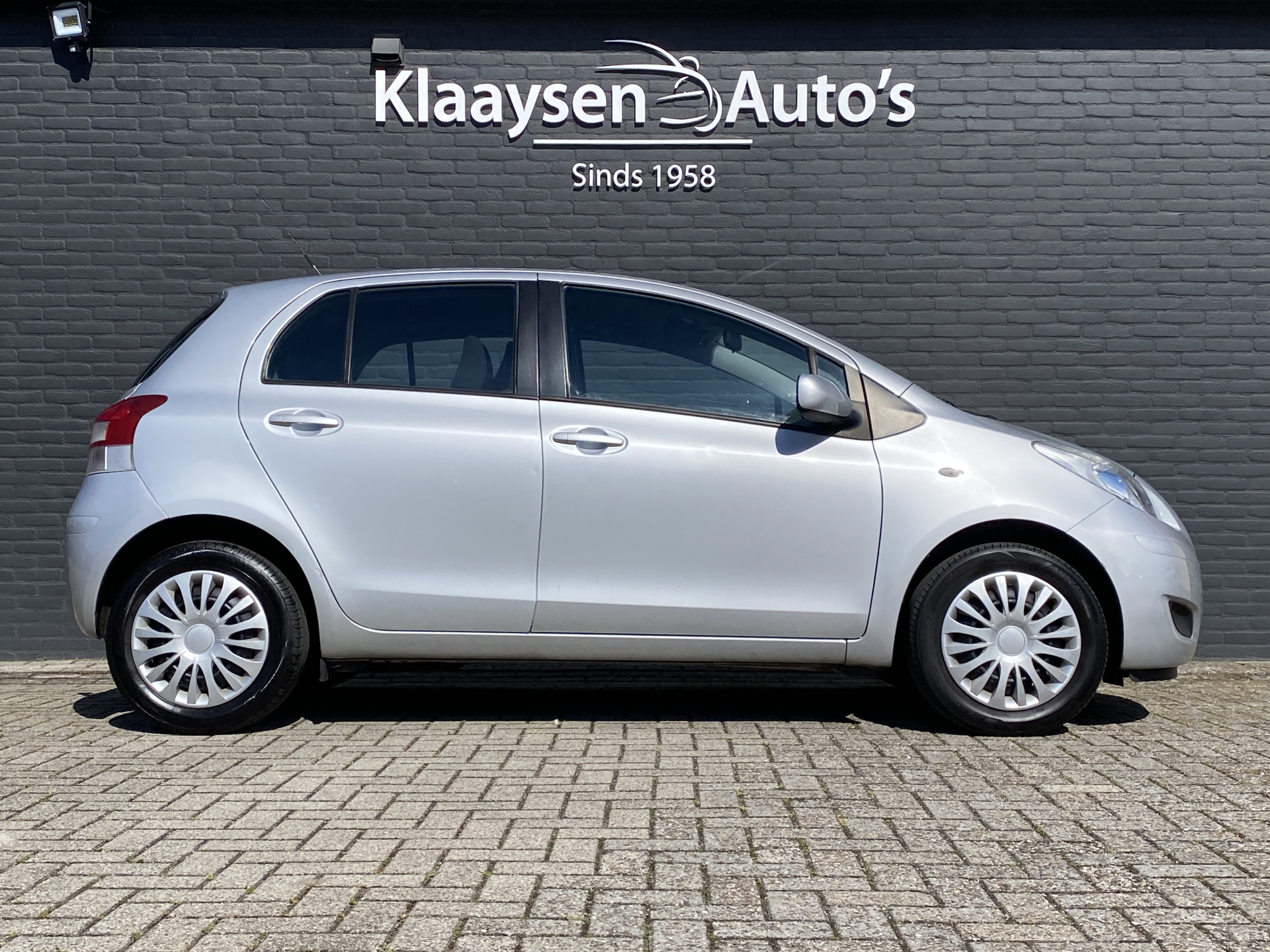 Daihatsu Charade 1.3 City AUT. | dealer onderhouden | airco | trekhaak | parkeersensoren | schuifbank | elektrisch pakket