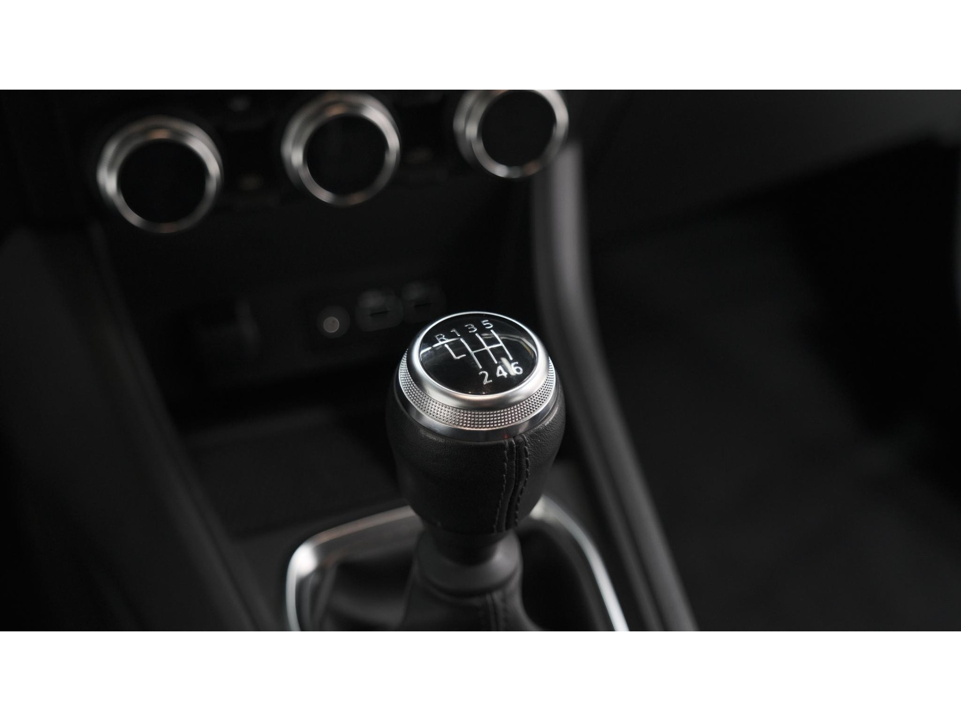Renault Captur TCe 90 Techno | Camera | Navigatie | Pack Winter | Apple Carplay