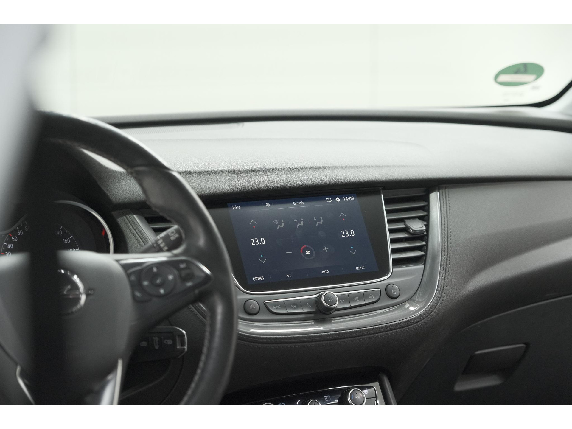 Opel Grandland X Turbo 130 EAT8 Innovation | Trekhaak | Dodehoekdetectie | Apple Carplay | Pack Winter