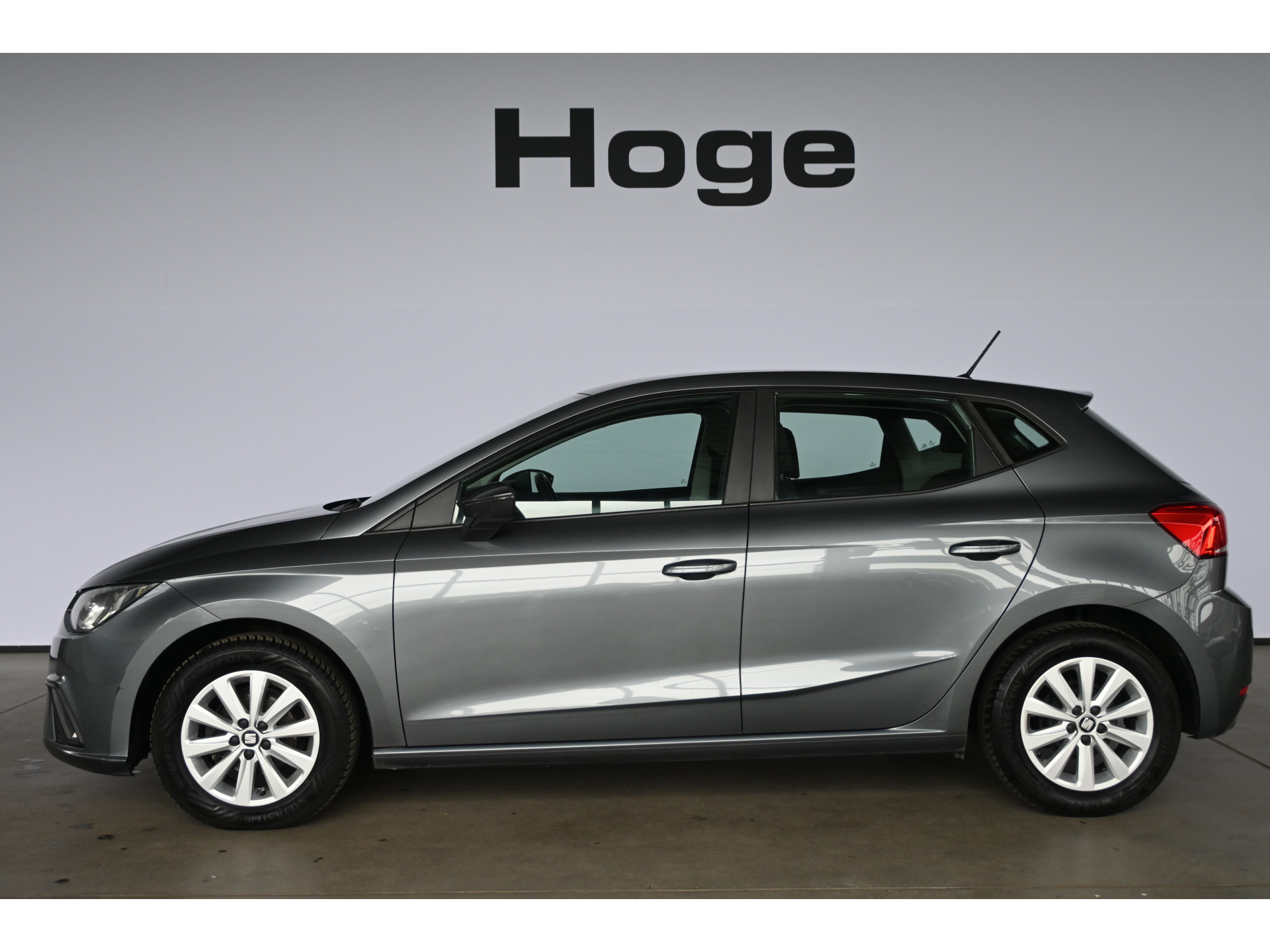 SEAT Ibiza 1.0 MPI Reference Clima Cruise Control Carplay Rijklaarprijs Inruil Mogelijk!