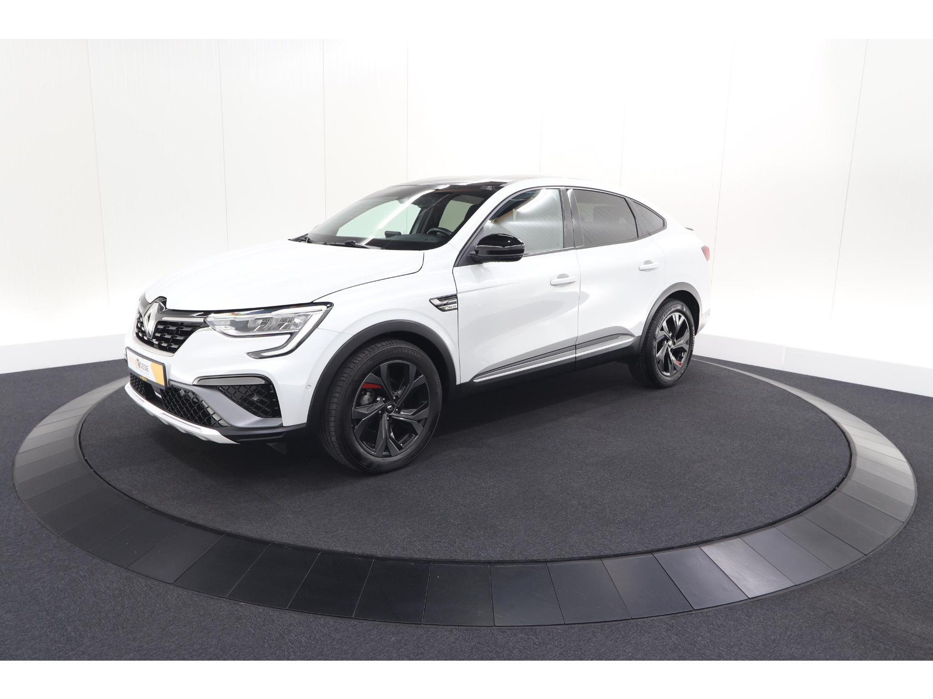 Renault Arkana 1.3 TCe 140 EDC RS Line | Camera | Cruise Control Adaptief | Dodehoekdetectie | Stoelverwarming | Apple Carplay
