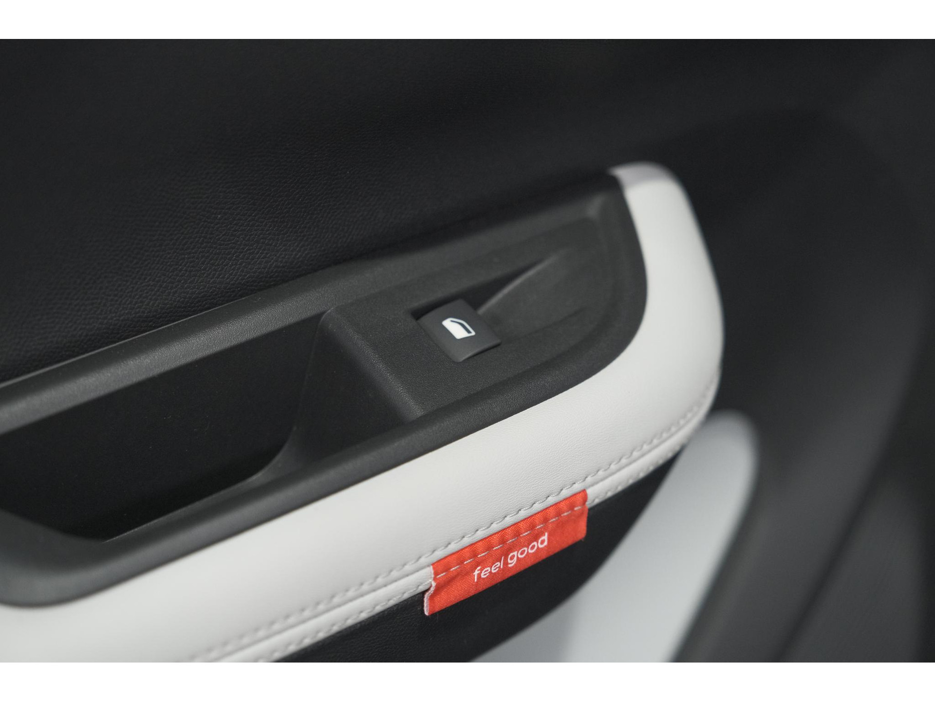 Citroen Ë-C3 Max 113pk 44 kWh | 11 KW Lader | 96% SOH | Camera | Navigatie | Parkeersensoren
