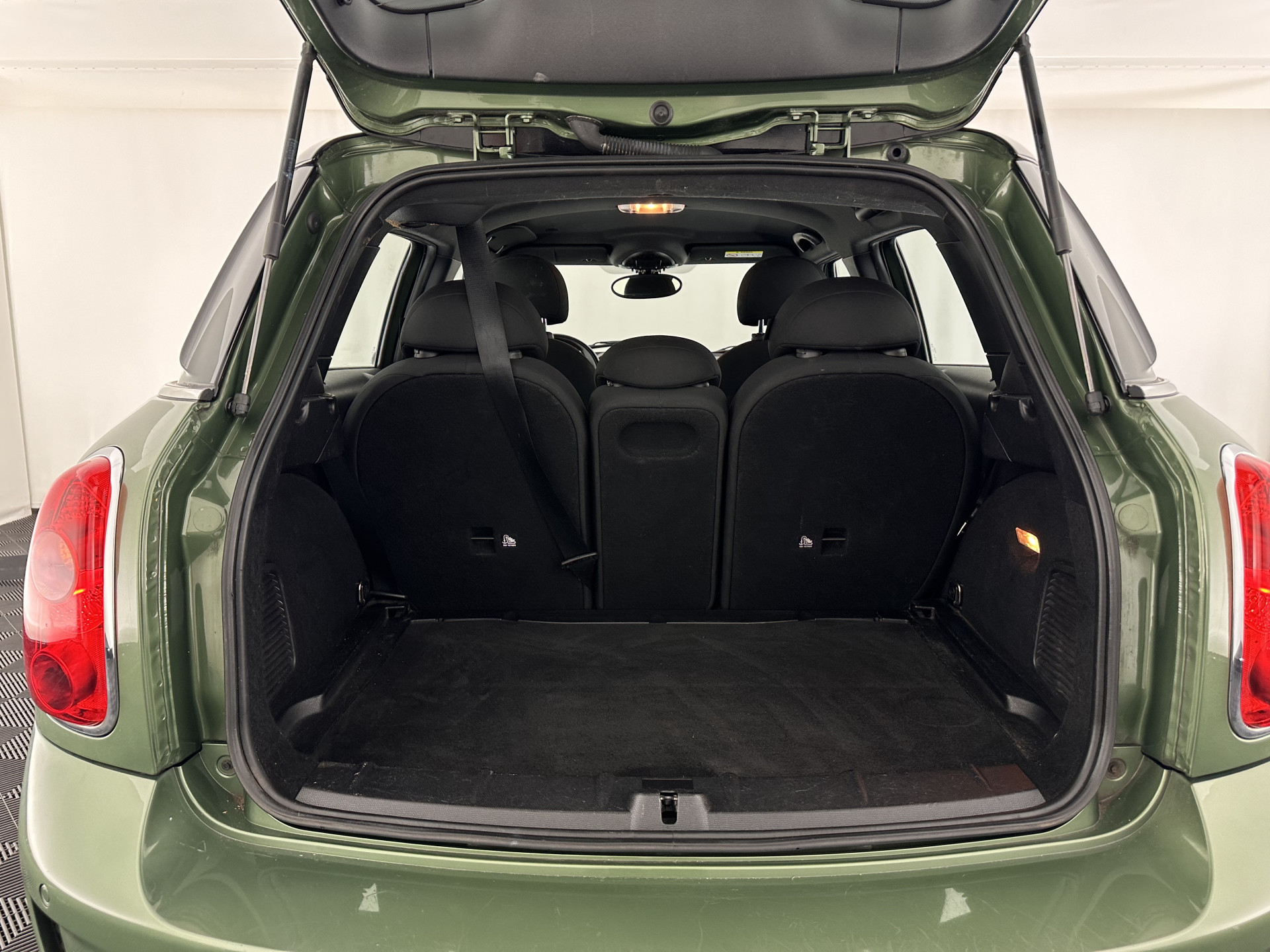 MINI Mini Countryman 2.0 John Cooper Works-Pack SD ALL4  Pepper Aut. *XENON | HARMAN/KARDON | SPORTSEATS | NAVI-FULLMAP | SHIFTPADDLES | ECC | PDC | CRUISE | TOWBAR | 18''ALU*