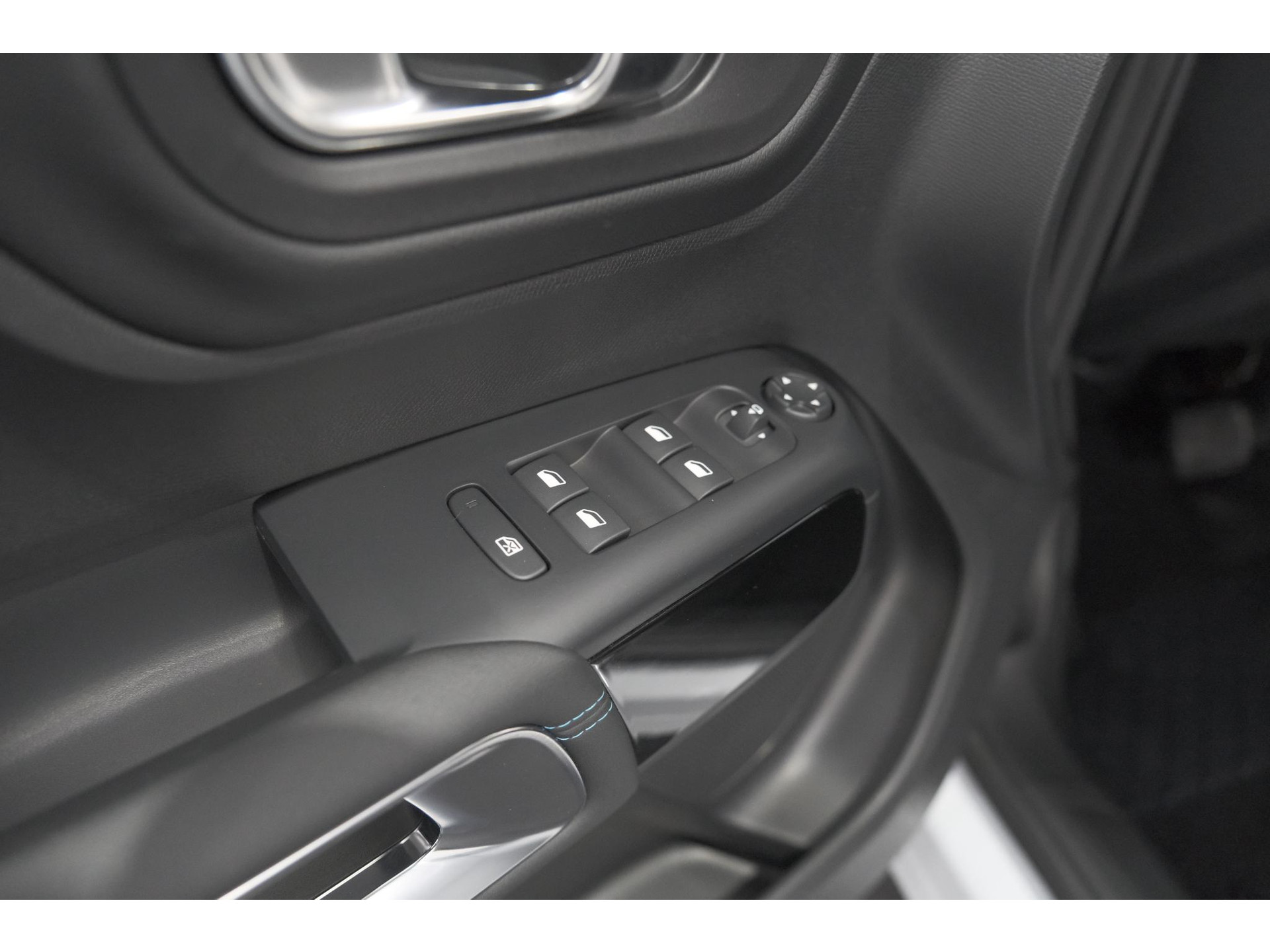 Citroen C5 Aircross 1.2 Hybrid 145pk Max | Camera | Adaptieve Cruise Control | Dodehoekdetectie