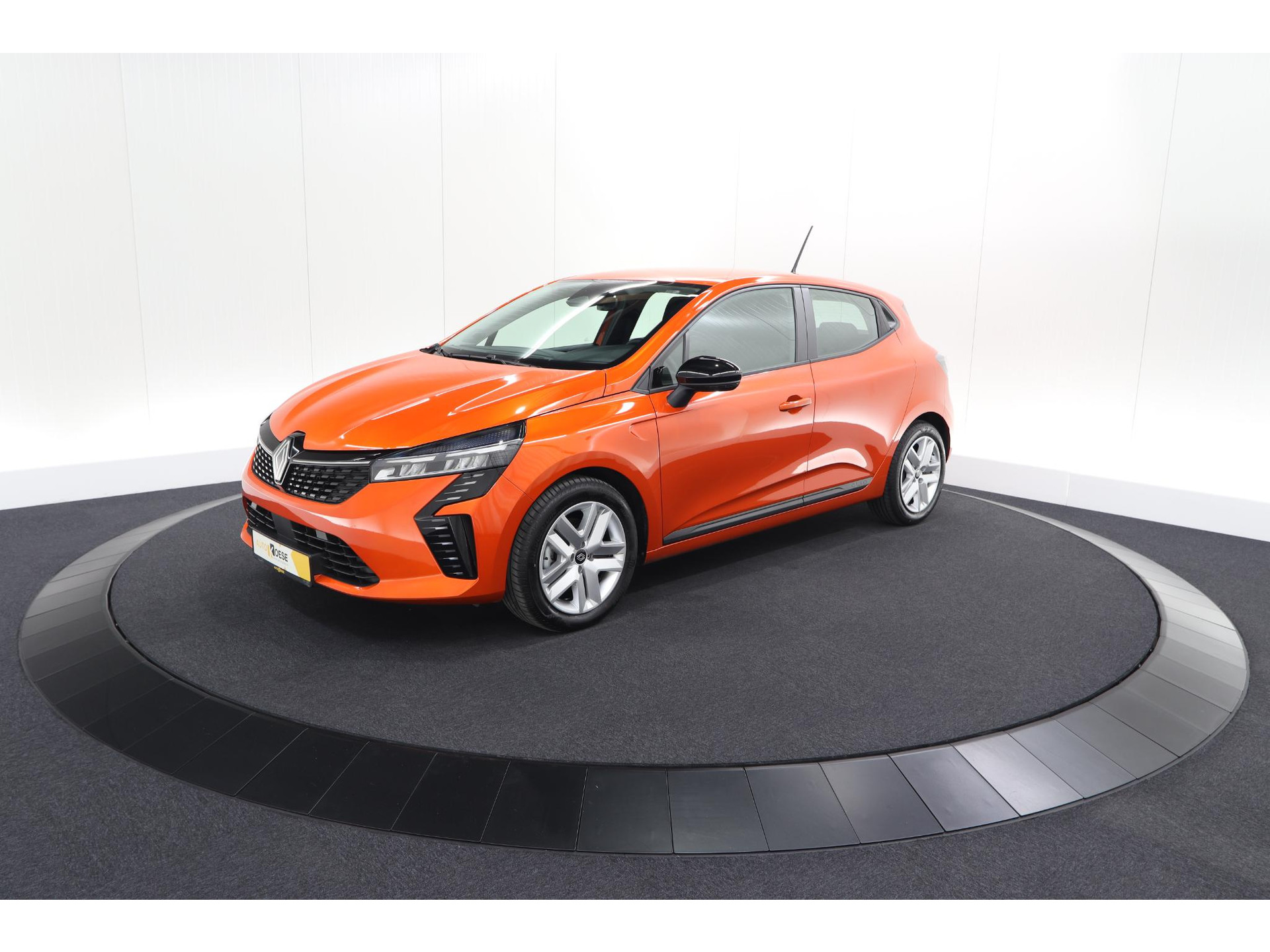 Renault Clio 1.6 E-Tech Full Hybrid 145 Evolution Holland Edition | Apple Carplay | Parkeersensoren | LED | Cruise Control
