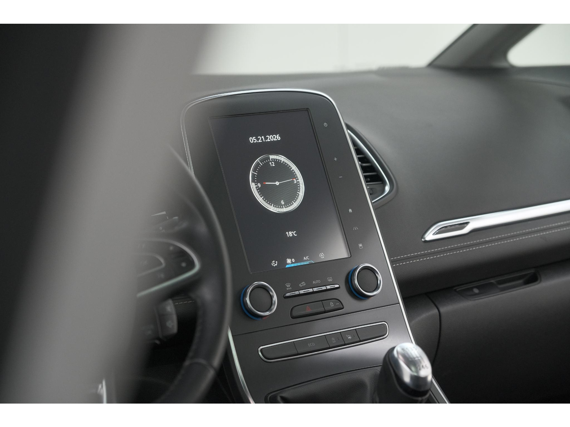 Renault Scénic TCe 130 Intens | Trekhaak | Panoramadak | Camera | Apple Carplay | Dodehoekdetectie