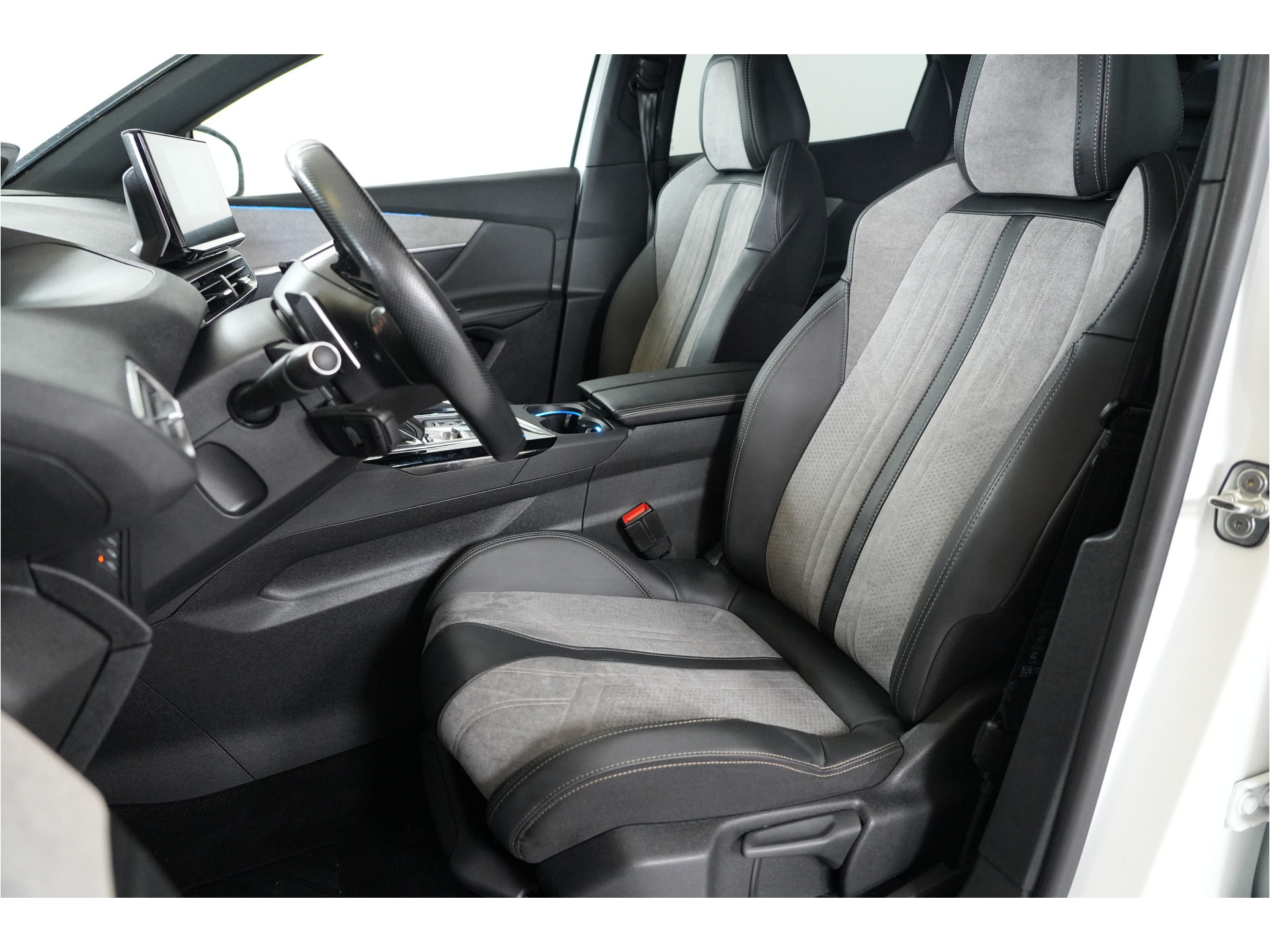 Peugeot 3008 1.6 HYbrid4 300 Blue Lease GT | SOH 95% | Adaptive Cruise | Stl. verw. | Apple/Android |