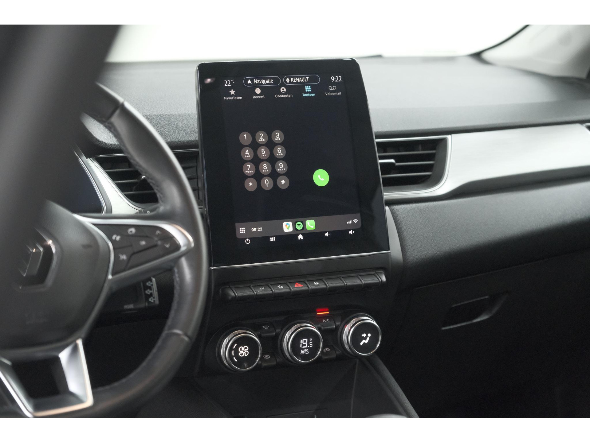 Renault Captur 1.6 E-Tech Plug-in Hybrid 160 Intens | Camera | 9.3 Inch Groot Scherm | Apple Carplay | Parkeersensoren