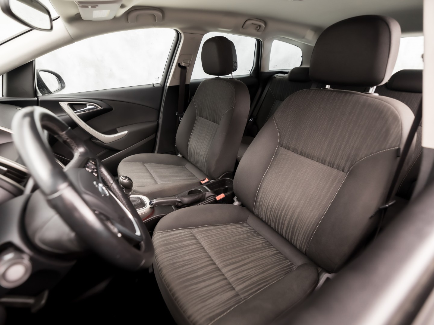Opel Astra Sports Tourer 1.4 Turbo Sport (AIRCO, CRUISE, GETINT GLAS, SPORTSTOELEN, LM VELGEN, NIEUWE APK, NIEUWSTAAT)