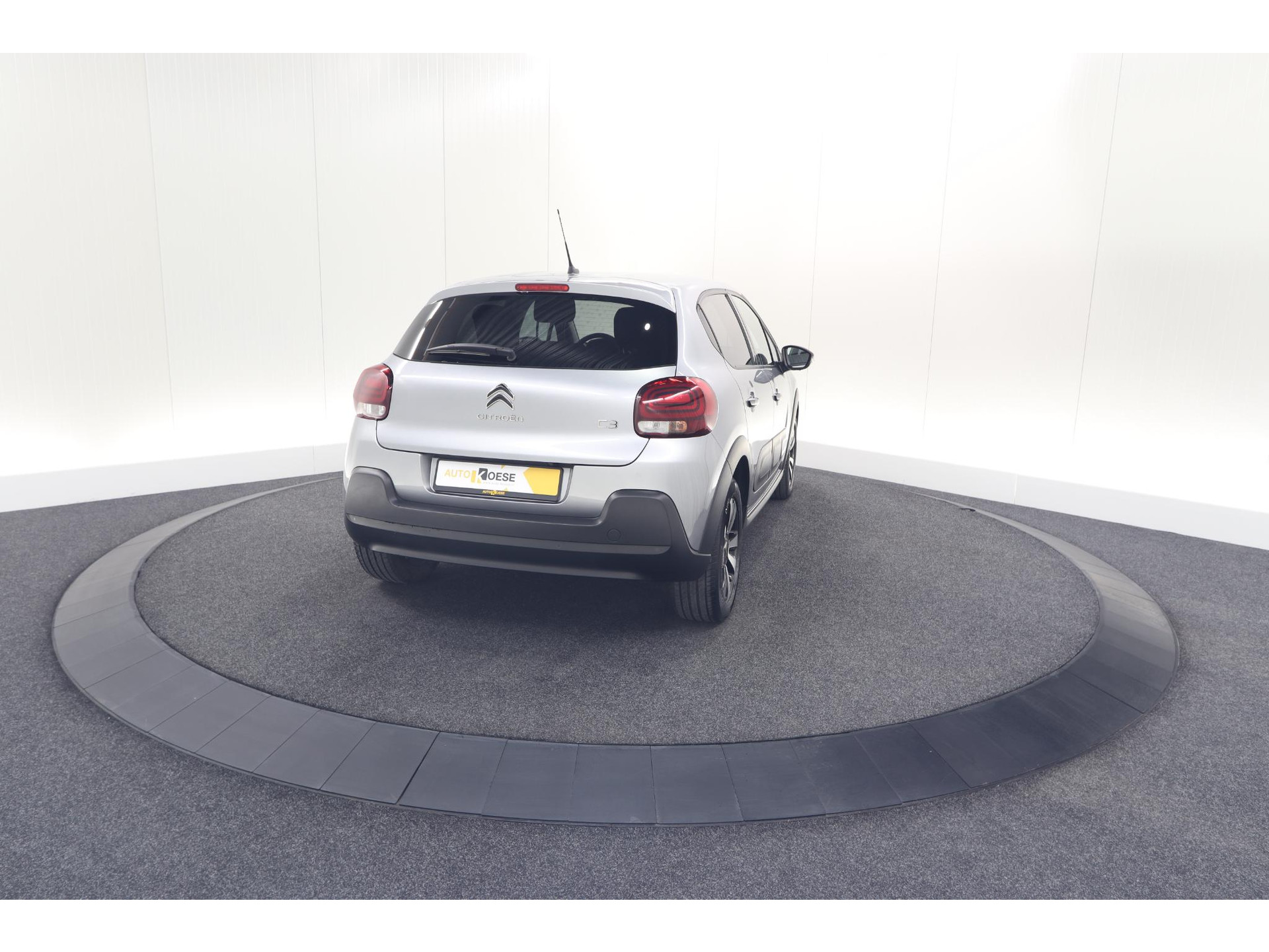 Citroen C3 PureTech 110 Max | Keyless entry/start | Camera | Navigatie | Parkeersensoren | Apple Carplay