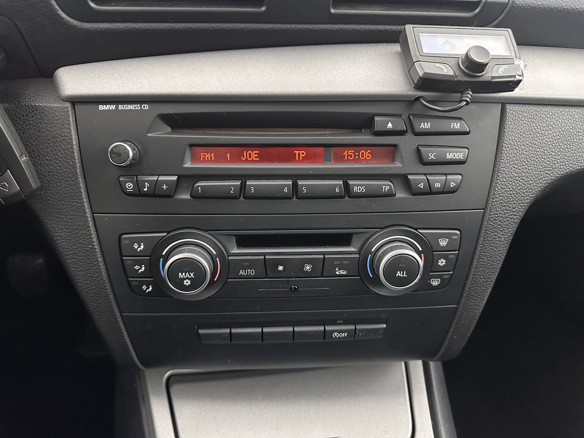 BMW 1-serie 118i Business Line *AIRCO | COMFORT-SEATS | 16''ALU | TOWBAR*