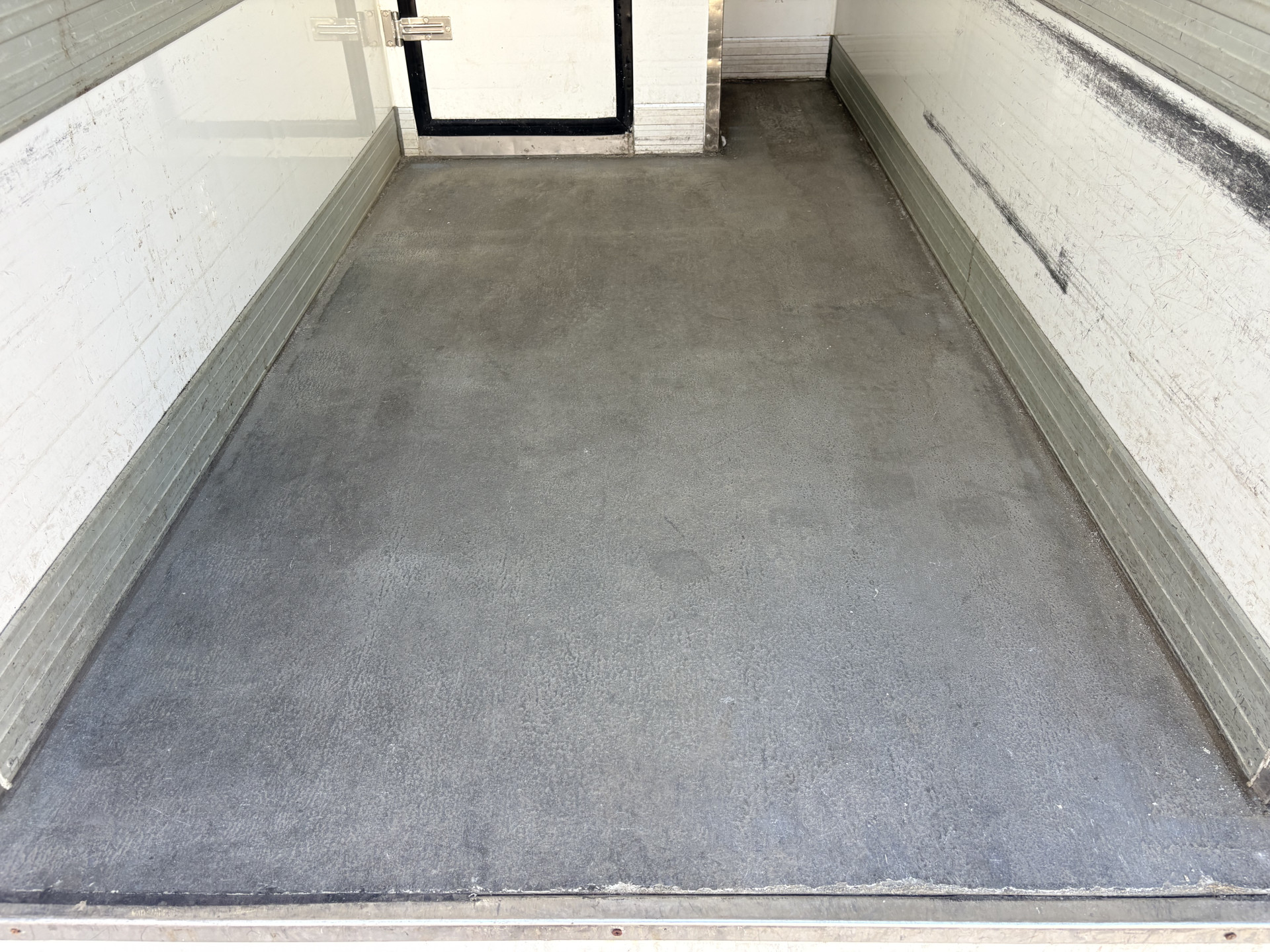 Volkswagen Crafter e-Crafter 36kWh 136PK Elektrisch Koelwagen Zanotti Nachtkoeling LED Climate Control Cruise Control Carplay Camera Parkeersensoren 360° Frigo Koeler Kühlwagen Night Cooling