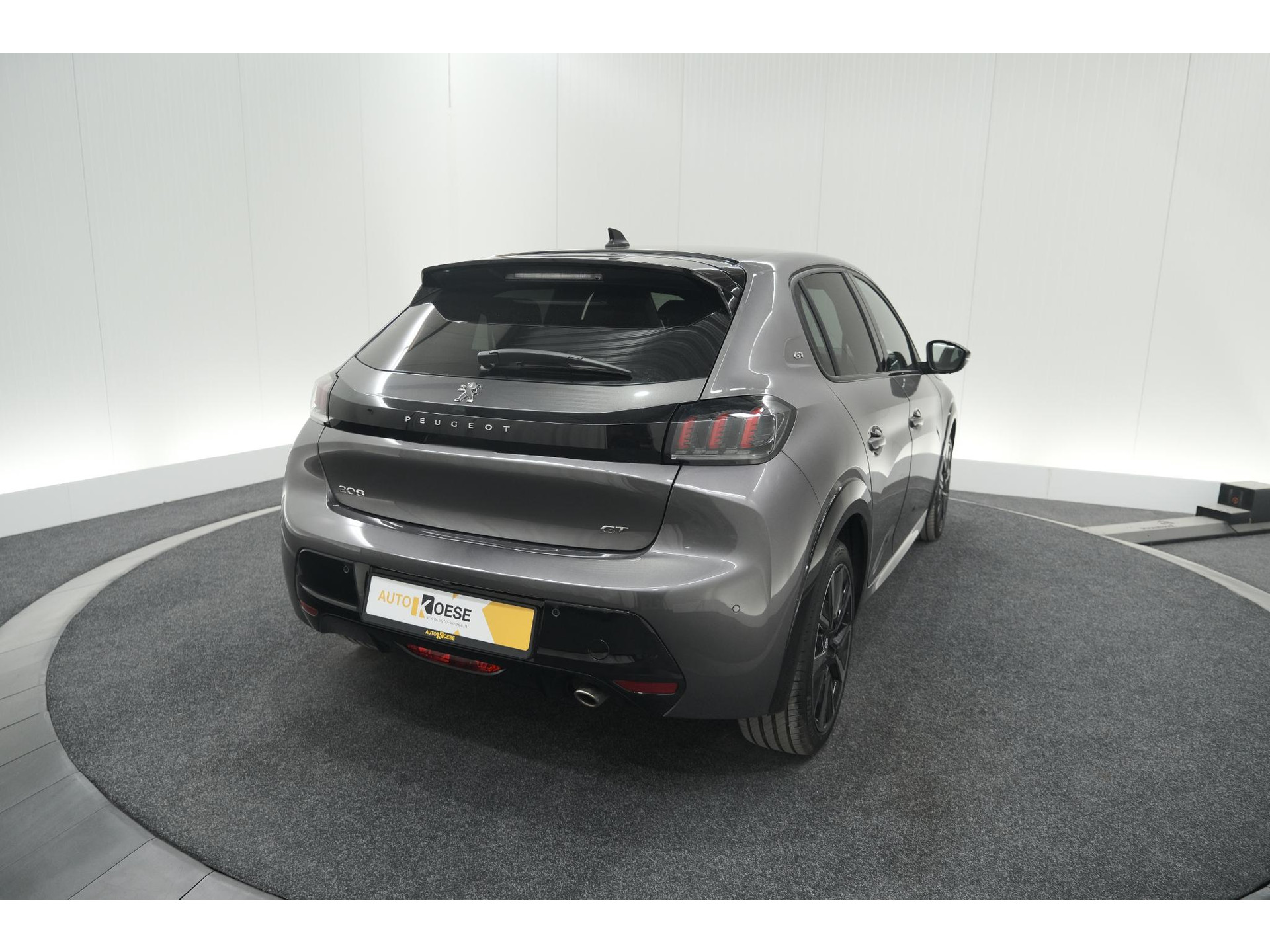 Peugeot 208 PureTech 100 GT | Camera | Adaptieve Cruise Control | Navigatie | Apple Carplay