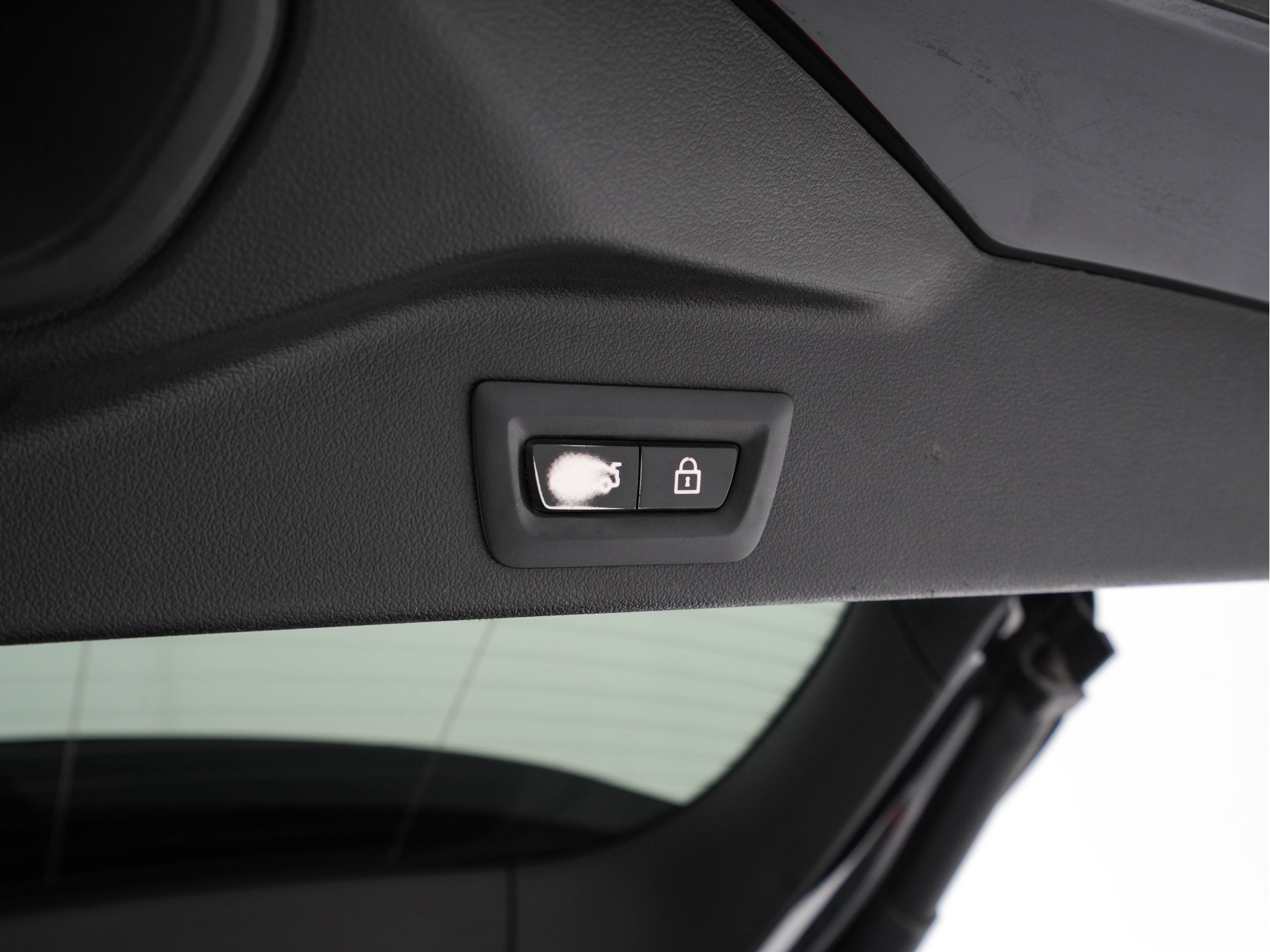 BMW X5 M50d High Executive M-Sportpack Aut. *PANO | HEAD-UP | DESIGN-LEATHER | LASER-LIGHT | TOP-VIEW | HARMAN/KARDON | MEMORY-PACK | DIGI-COCKPIT | DAB+ | HEATED-COMFORTSEATS | NAVI-FULLMAP | KEYLESS | TOWBAR | 21''ALU*