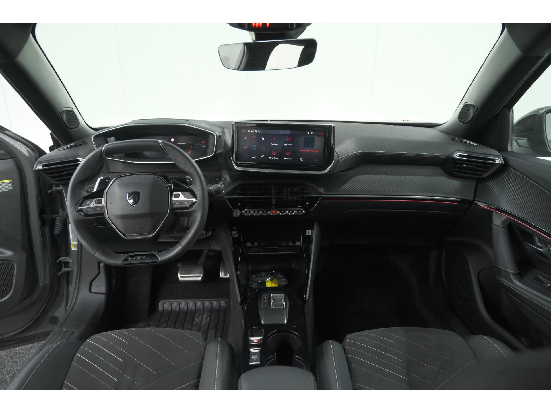 Peugeot 2008 PureTech 130 EAT8 GT | 360 Camera | Adaptieve Cruise Control | Stoelmaasage | Apple Carplay