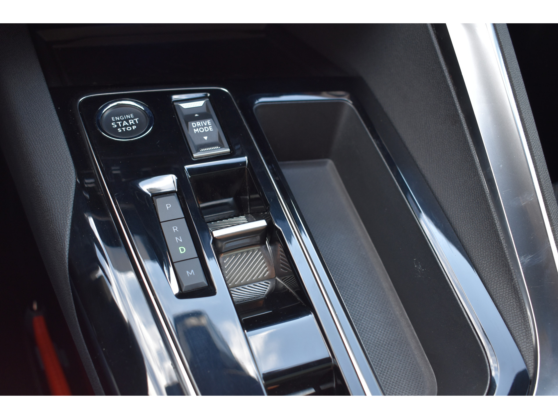 Peugeot 5008 1.2 GT 7-persoons Pano Automaat Navi